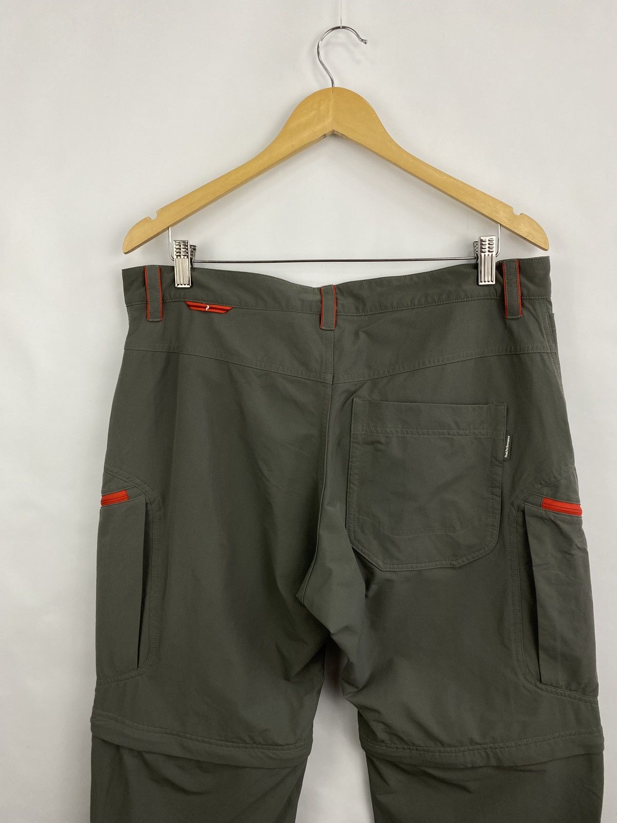 Peak Performance Peak Performance Outdoor Mountain Transformer Pants Shorts Size US 34 / EU 50 - 11 Thumbnail