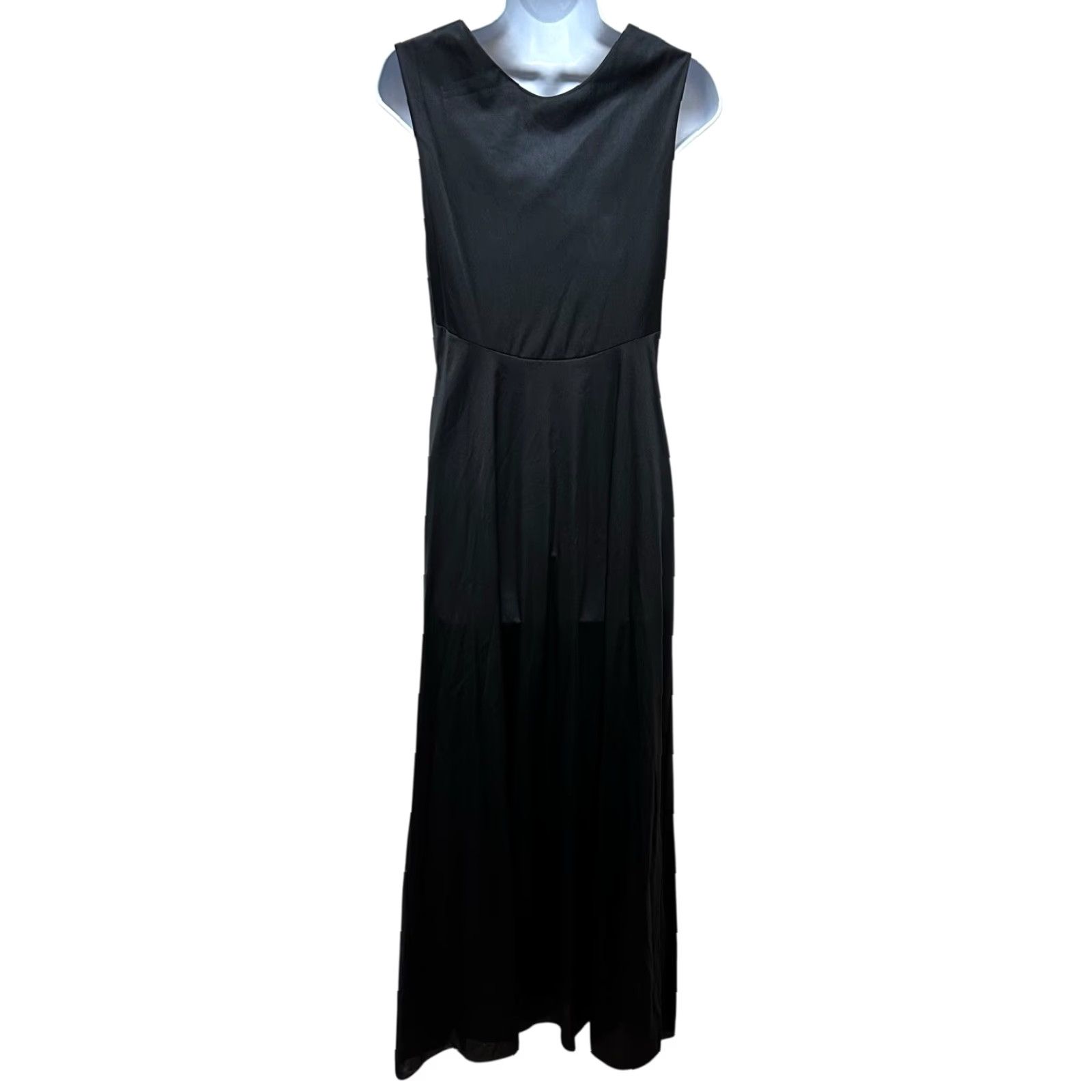 Vintage **Vintage Vanity Fair Black Long Silky Satin Nylon Nightgown Size M** User: **Vintage Vanity Fair Black Long Silky Satin Nylon Nightgown Size M** Size ONE SIZE - 4 Thumbnail