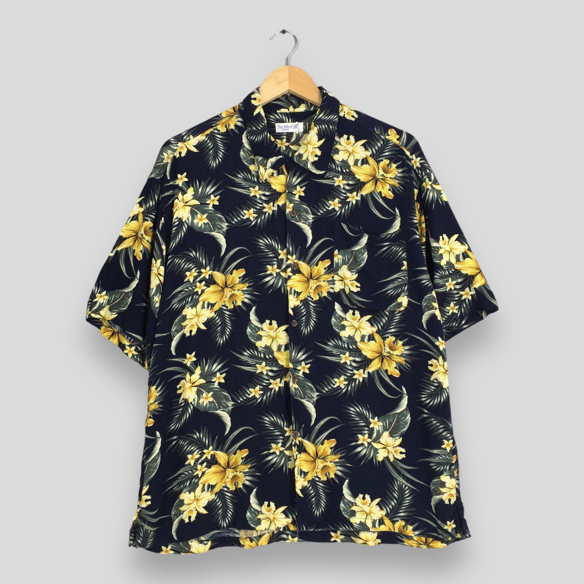 Other Vintage Hawaiian Flower Rayon Aloha Shirt XLarge Size US XL / EU 56 / 4 - 1 Thumbnail