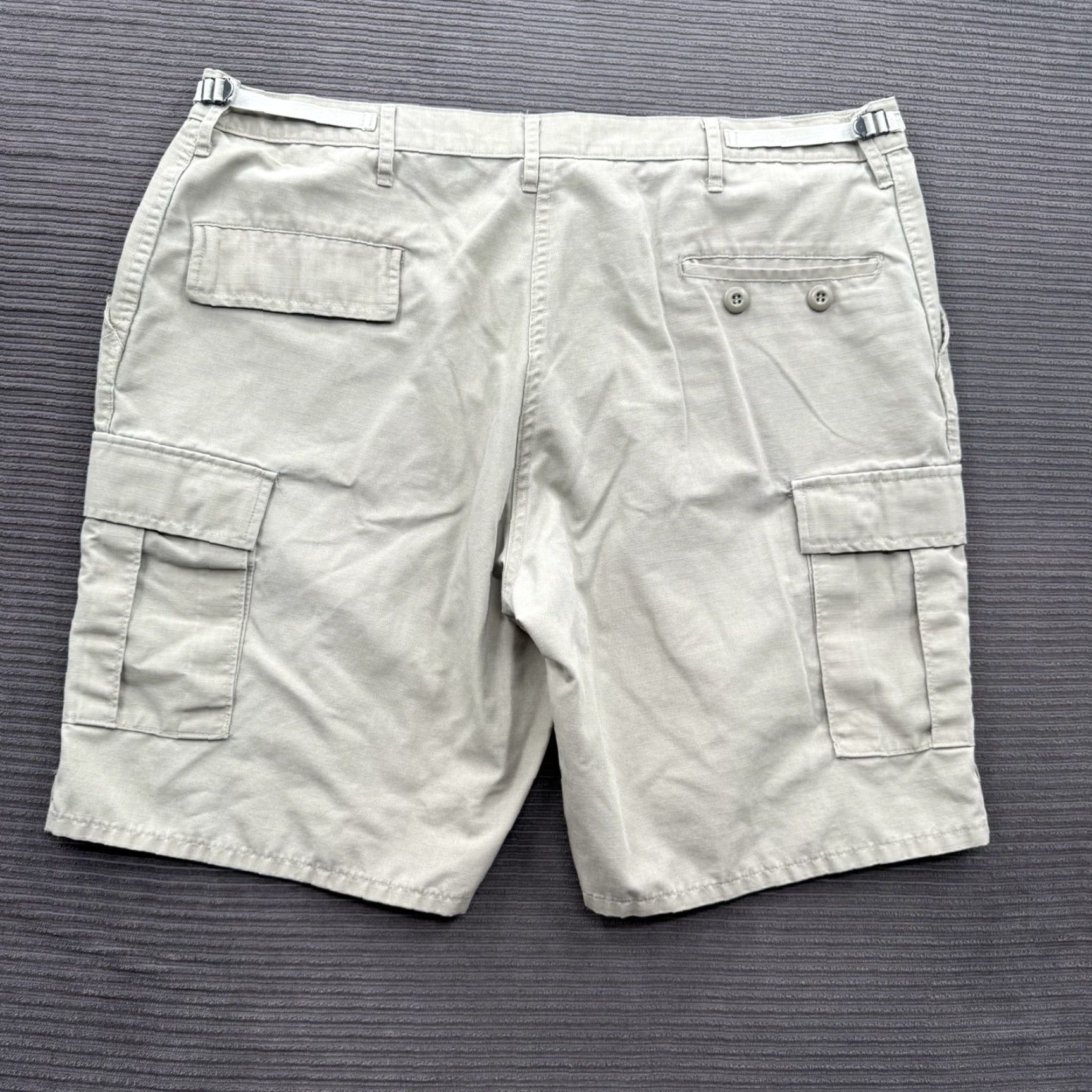 Propper Propper Cargo Shorts Mens XL Brown Polyester Outdoors Hiking Fishing 10" Inseam Cargo Pocket Size US 36 / EU 52 - 2 Thumbnail