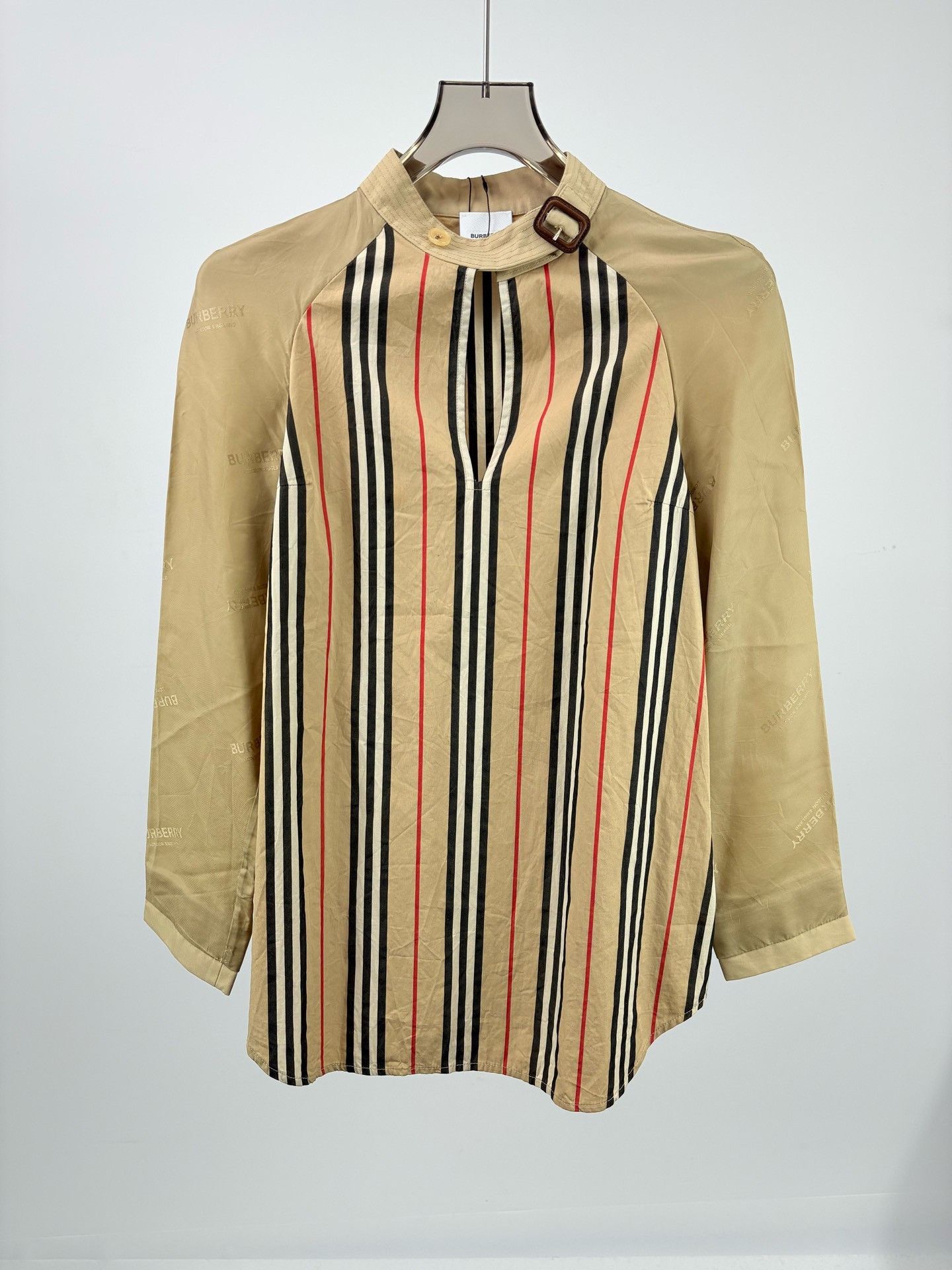 Burberry Burberry Striped Patchwork Long-Sleeve Shirt Size M / US 6-8 / IT 42-44 - 1 Thumbnail