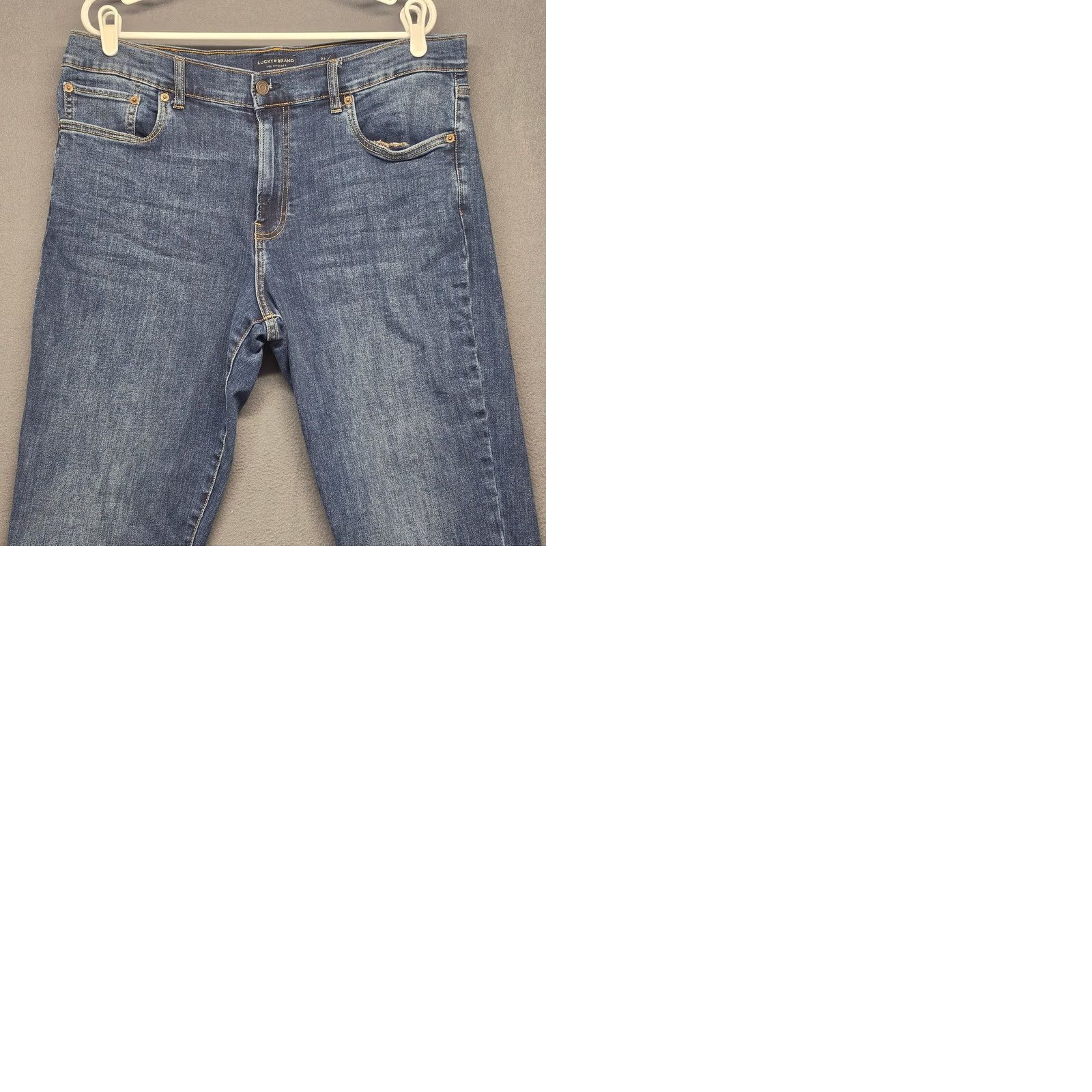 Lucky Brand Lucky Brand Jeans 412 Athletic Slim Mens 36x34 Blue Stretch Denim 5-Pocket Regular Waist Zip Green? Size US 36 / EU 52 - 10 Thumbnail