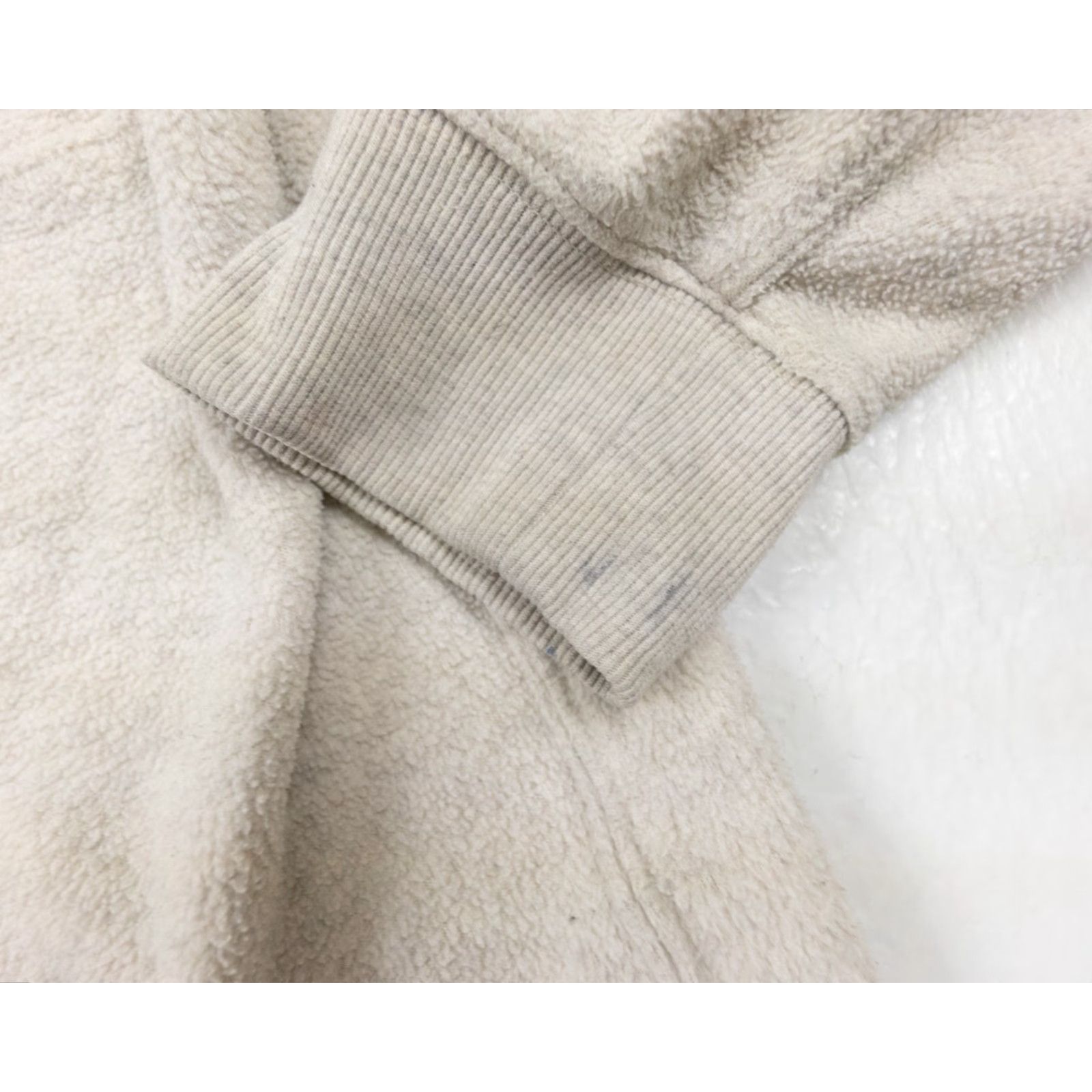 Levi's Levi's Adult Sweatshirt 2XL Relaxed Beige Fleece Polyester Crewneck Pullover Sweatshirt Size US XXL / EU 58 / 5 - 7 Thumbnail