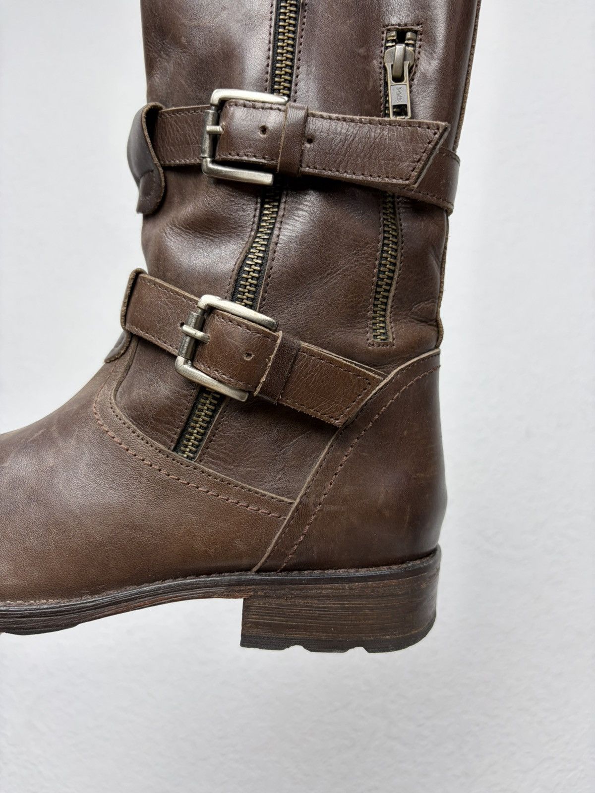 Hedi Slimane AS 98 Vibe Artisan Brown Leather Side Zip Ankle Biker Boots Size US 7.5 / EU 40-41 - 9 Thumbnail