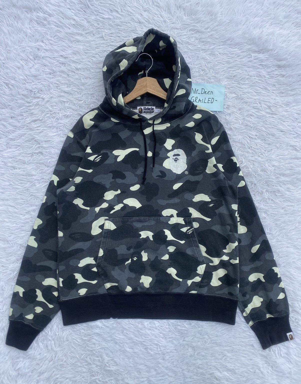 Bape Rare BAPE City Camo Glow In Dark Pullover Hoodie/Sweater Size US L / EU 52-54 / 3 - 7 Thumbnail