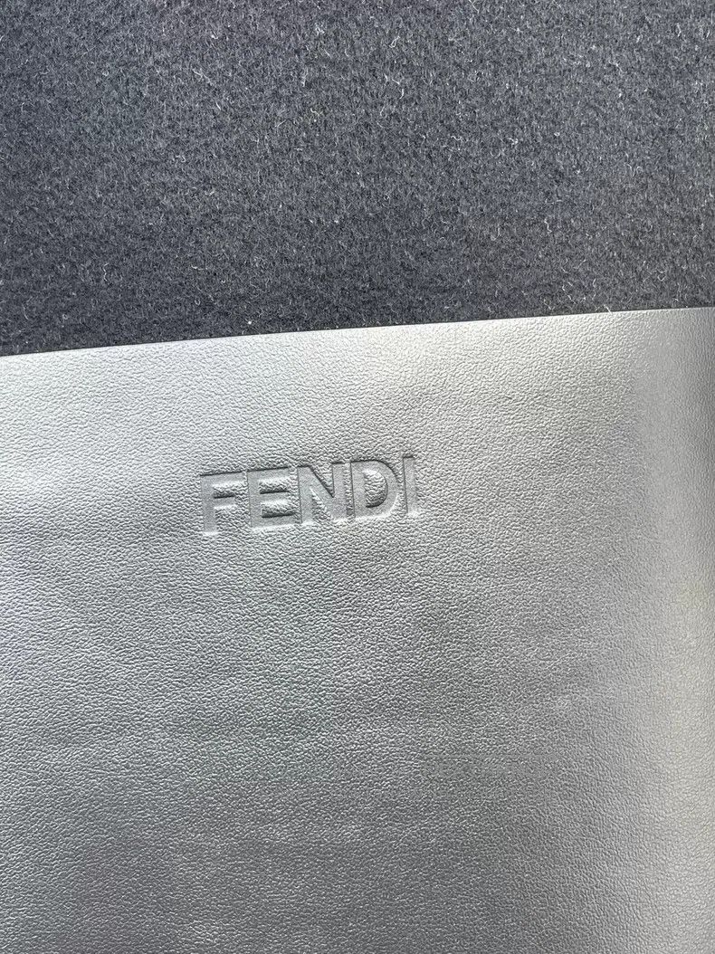 Fendi Fendi Two-way wear patch pocket vintage hooded jacket. Size XS / US 0-2 / IT 36-38 - 5 Thumbnail