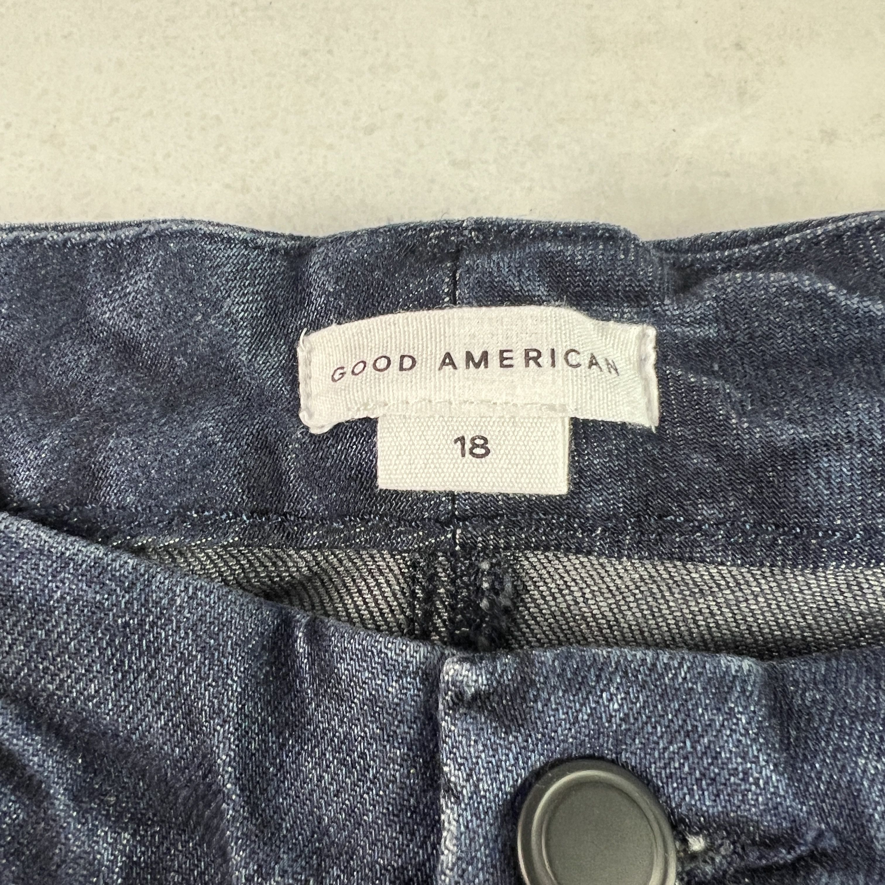Good American Good American Jean Good Legs Flare High Rise Dark Blue Denim Size 40" / US 18 - 8 Thumbnail