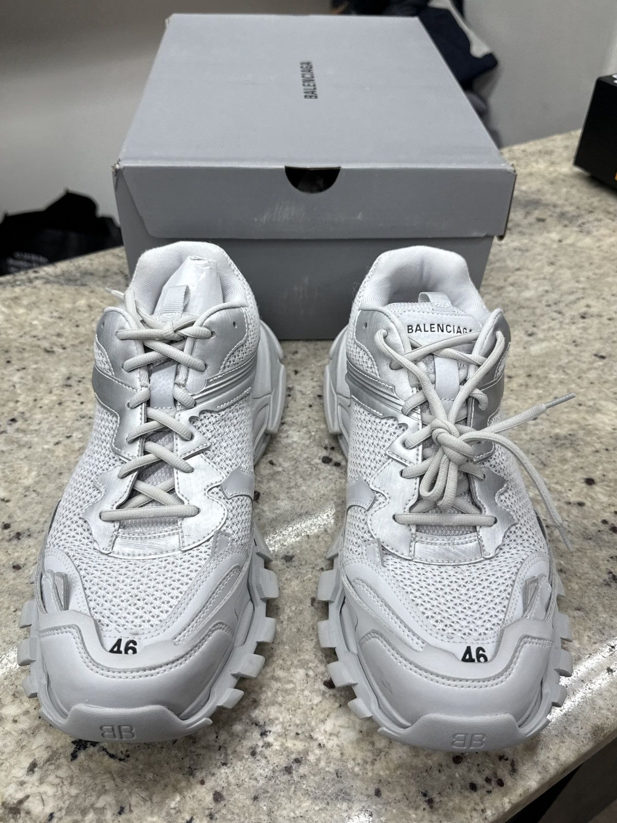 Balenciaga Balenciaga White Runners Size US 13 / EU 46 - 3 Thumbnail