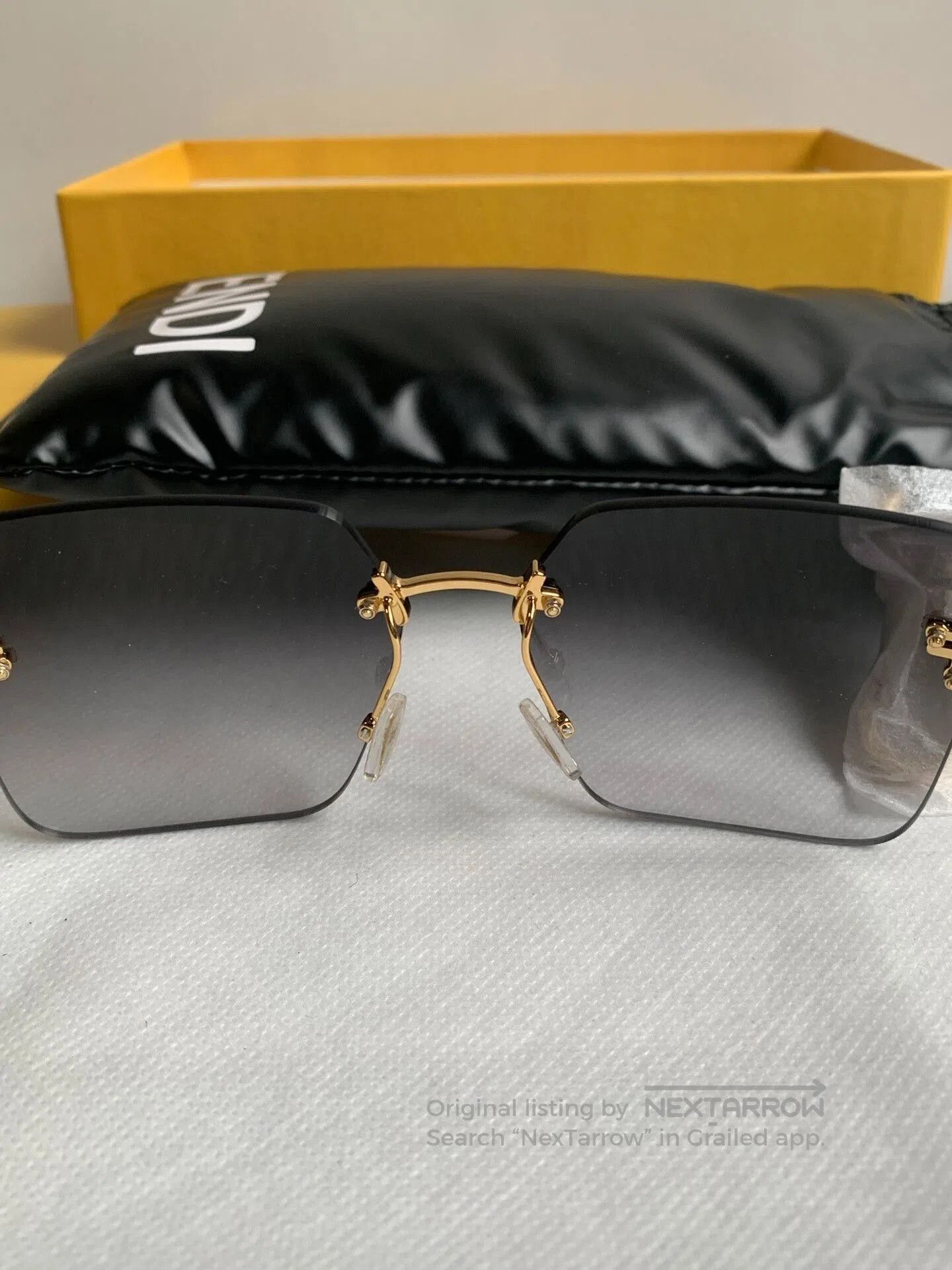 Fendi FENDI Gold Frame Sunglasses. Size ONE SIZE - 6 Thumbnail
