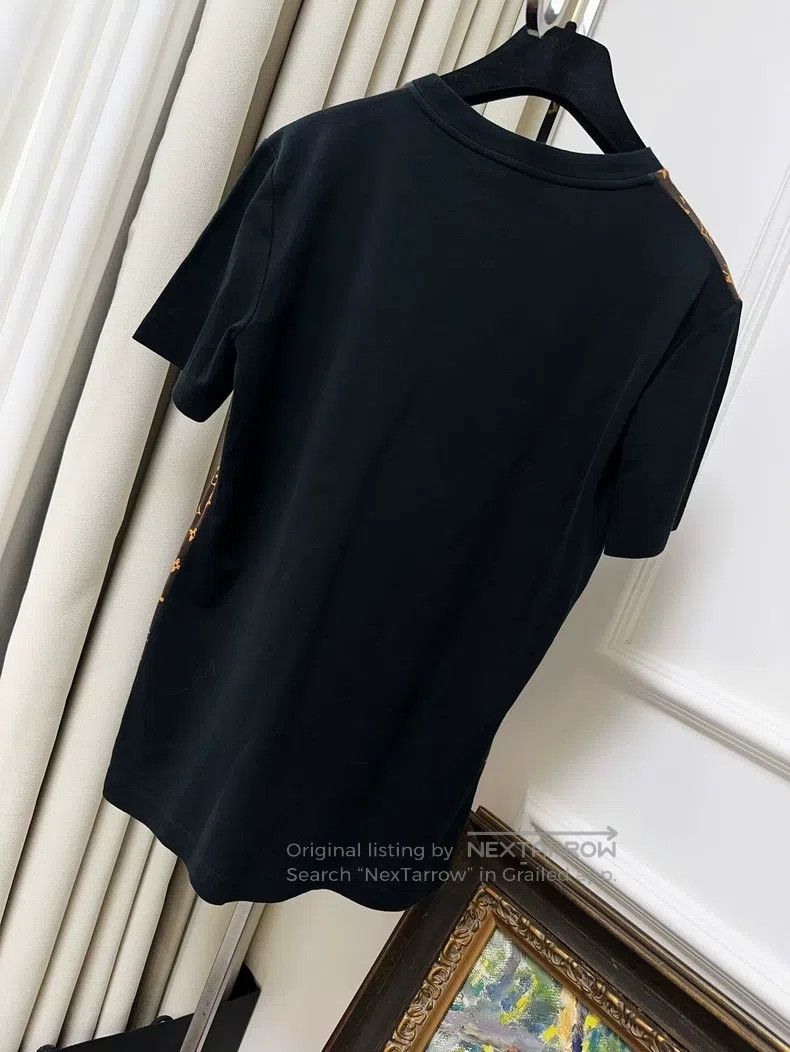 Louis Vuitton Louis Vuitton Brown black background with full print logo Size US M / EU 48-50 / 2 - 2 Thumbnail