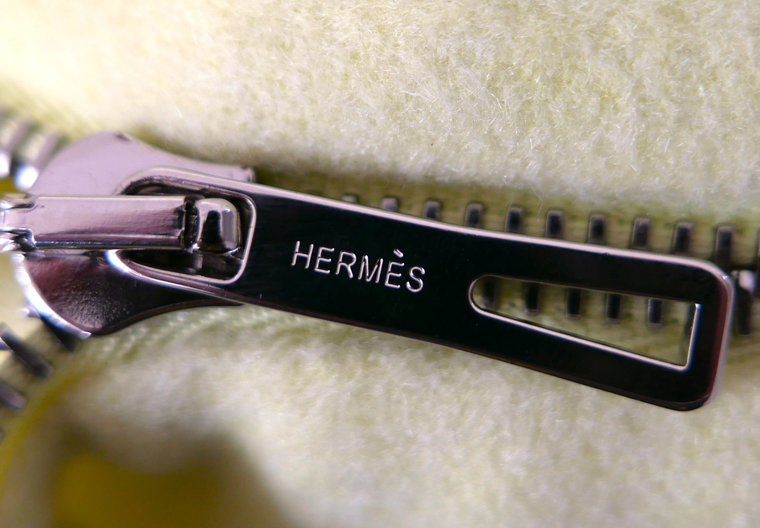 Hermes Hermes Acid Yellow Double Faced Cashmere Hooded Jacket Size XS / US 0-2 / IT 36-38 - 5 Thumbnail