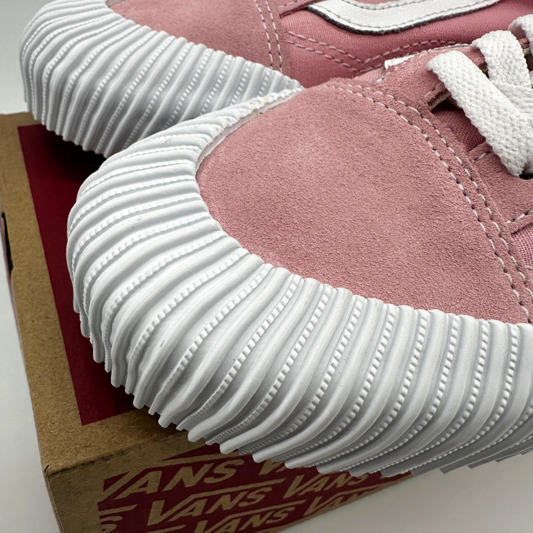 Vans VANS Old Skool Shoes Womens 8 Coral Blush Pink Sneaker Low Top VN000DB3D3X Mens US 6.5 (Womens 8) Shoes Off The Wall Girls? Size ONE SIZE - 2 Thumbnail