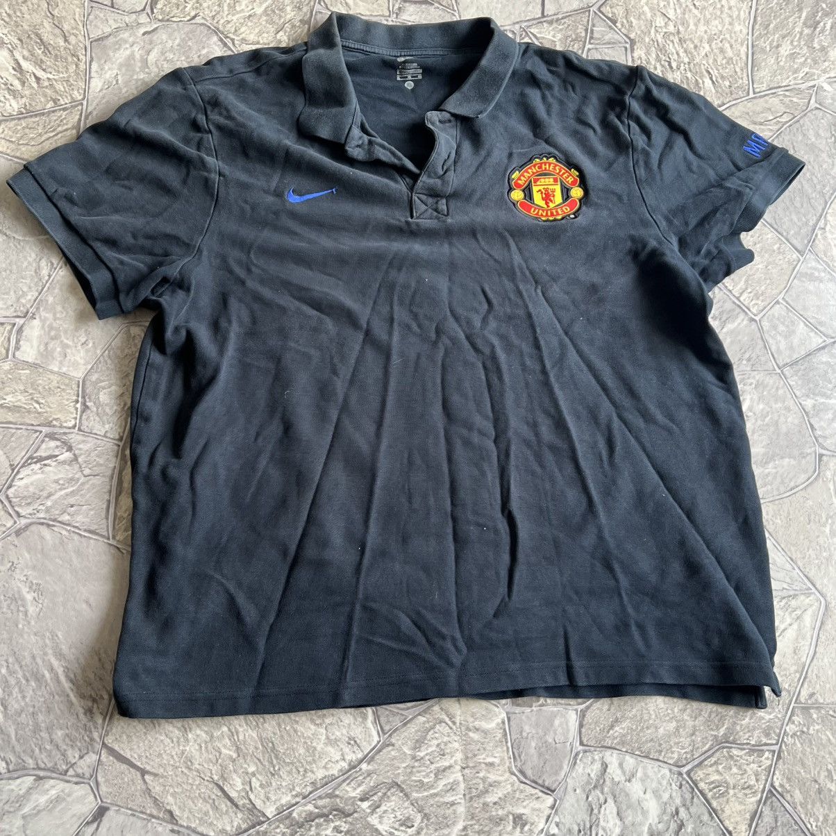 Nike 2003/2005 Nike Manchester United Polo Size US XL / EU 56 / 4 - 1 Thumbnail
