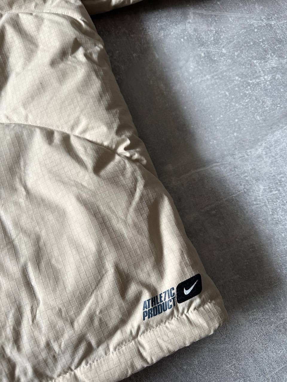 Nike × Vintage Nike Vintage beige USA y2k Down Puffer Jacket bomber coat Size US L / EU 52-54 / 3 - 14 Thumbnail