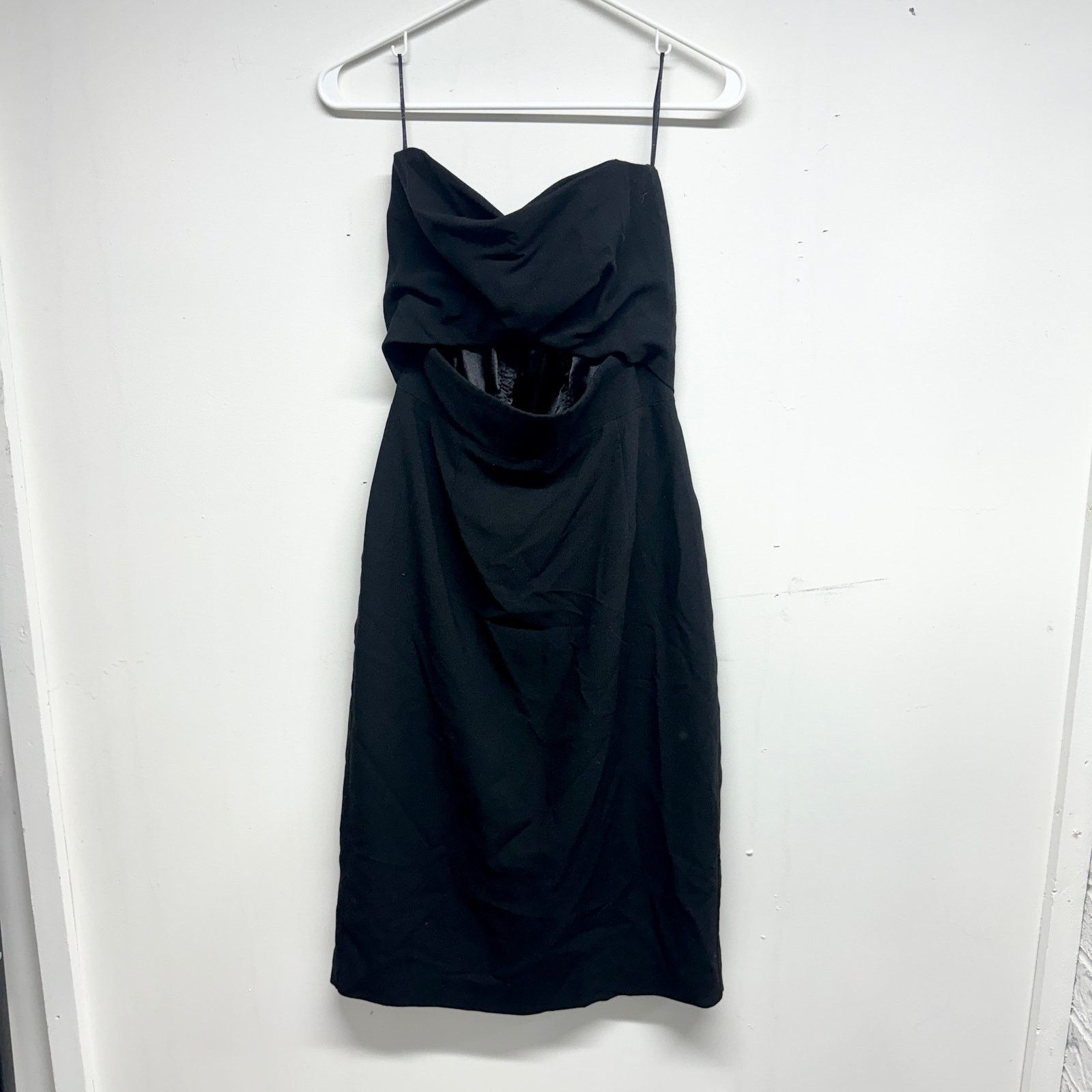 Anthropologie Anthropologie Black Halo Eve Strapless Cutout Mini Dress 10 Size L / US 10 / IT 46 - 2 Thumbnail