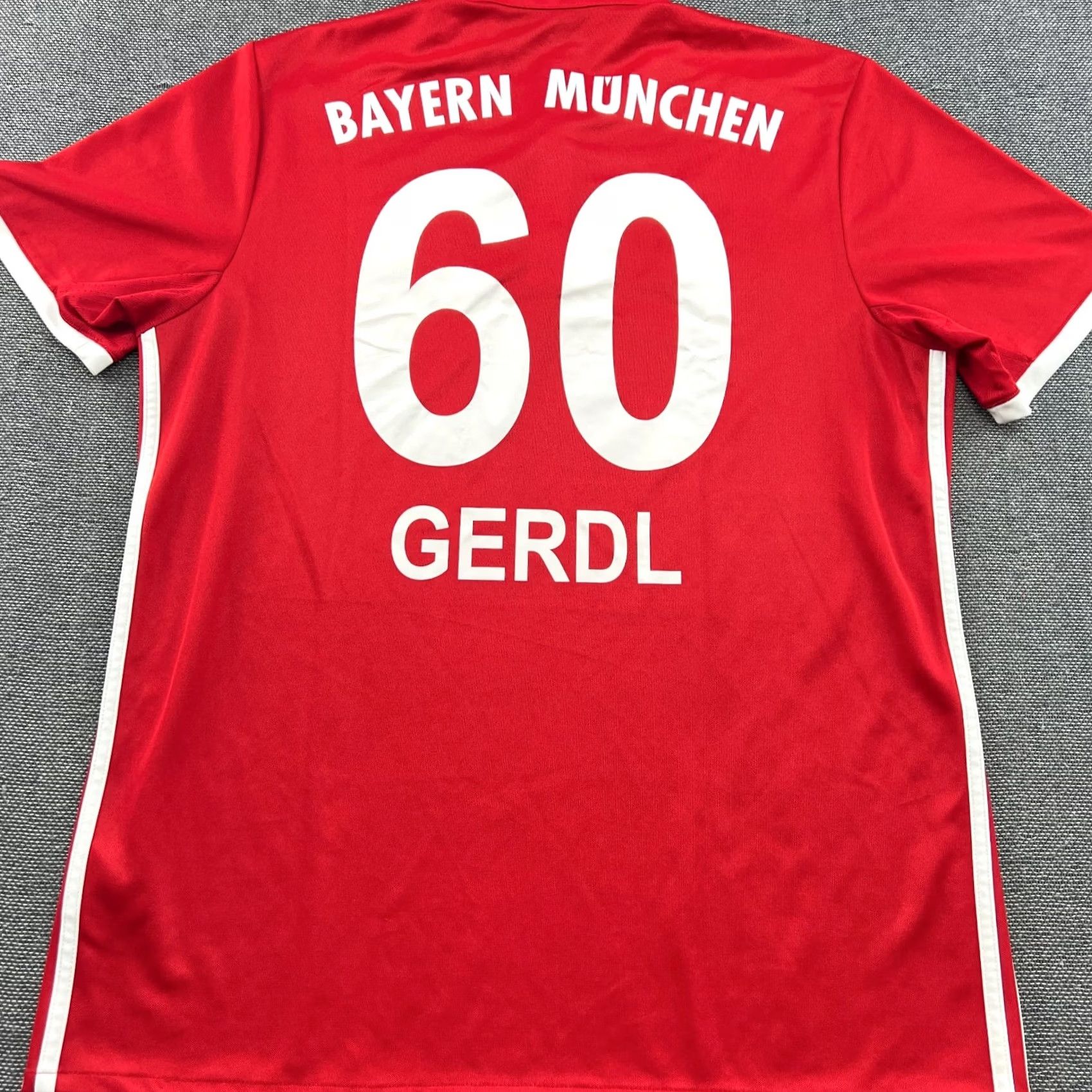 Adidas Adidas Bayern Munich 2016 2017 Home Football Shirt Jersey Mens Large Red Size US L / EU 52-54 / 3 - 5 Thumbnail