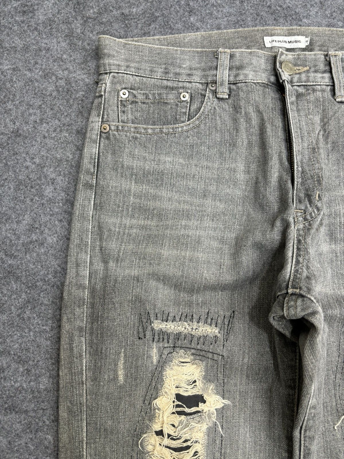 Designer 💥Insane 90s Jean💥LIFE PLUS MUSIC Japan Distressed Denim F550 Size US 31 - 5 Thumbnail