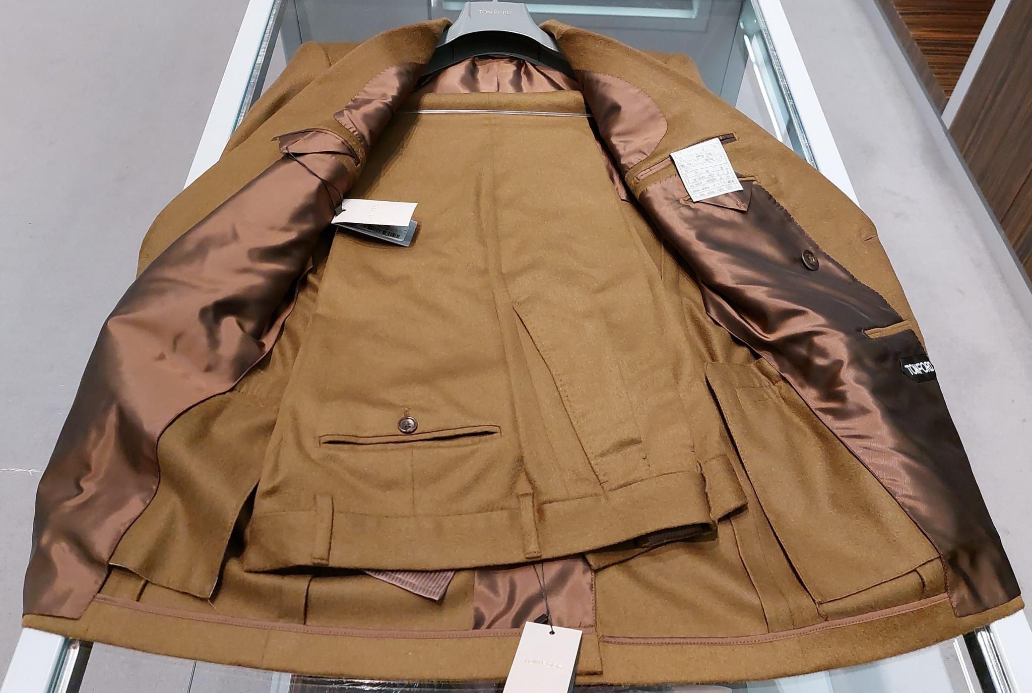 Tom Ford o1loc1c0724 Cooper Suit in Brown Size US S / EU 44-46 / 1 - 4 Thumbnail