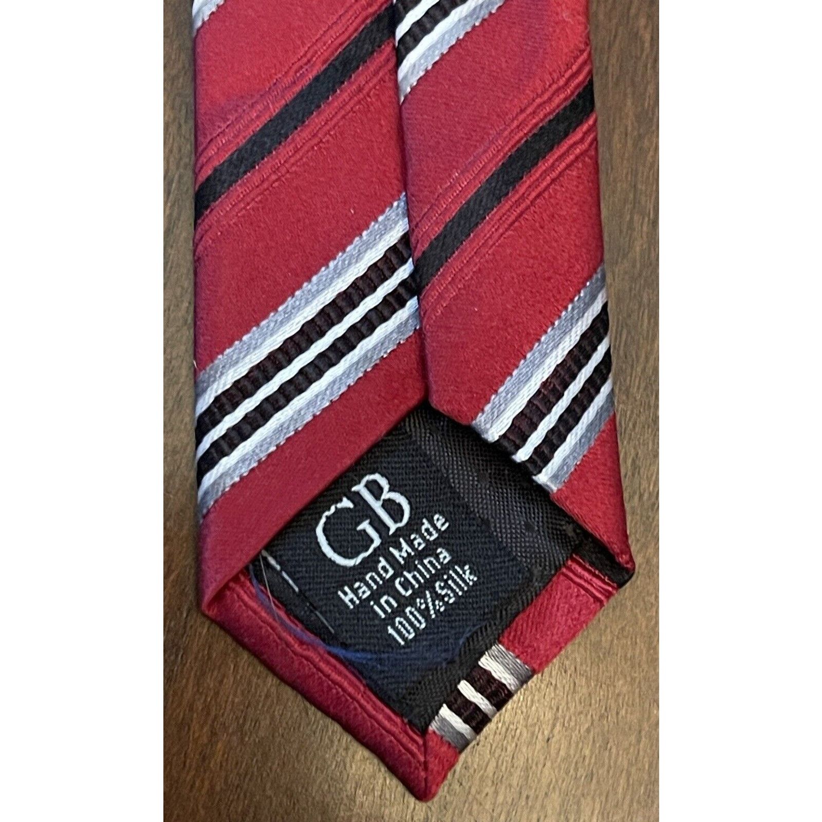 Geoffrey Beene Geoffrey Beene Red Black Hand Made 100% Silk Made In China Size ONE SIZE - 7 Thumbnail