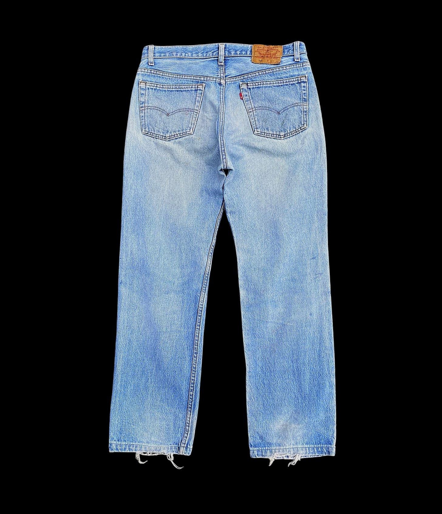 Levi's Vintage 1993 Levis 501 dirty lightwash distressed W33x28.5 Size US 33 - 6 Thumbnail