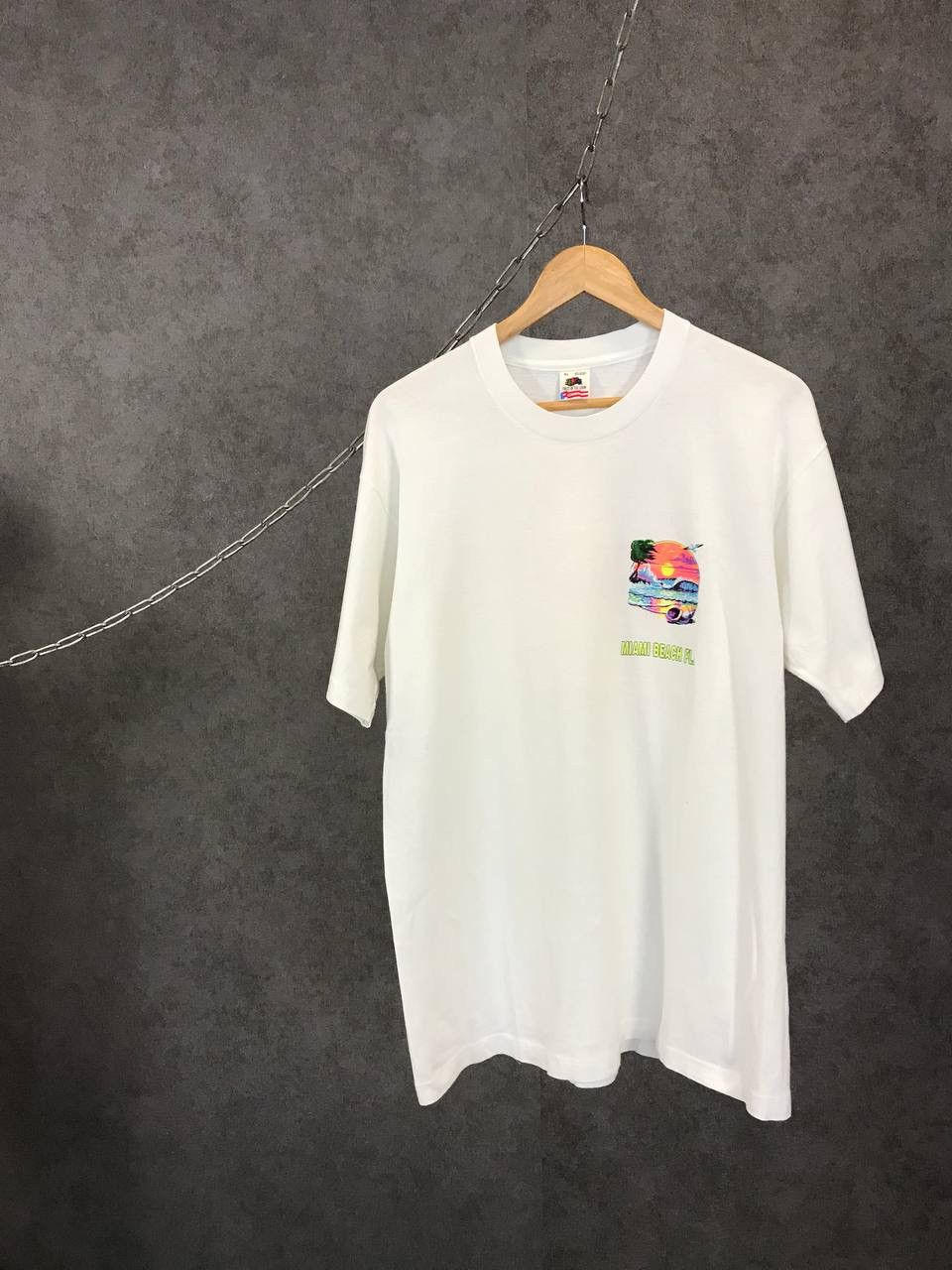Other Miami Beach 1991 vintage made in USA single stitch tee Size US XL / EU 56 / 4 - 1 Thumbnail