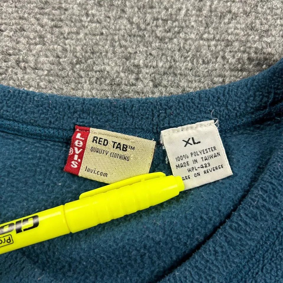 Levi's Vintage Levi's Sweatshirt Mens XL V-Neck Fleece Red Tab Size US XL / EU 56 / 4 - 4 Thumbnail