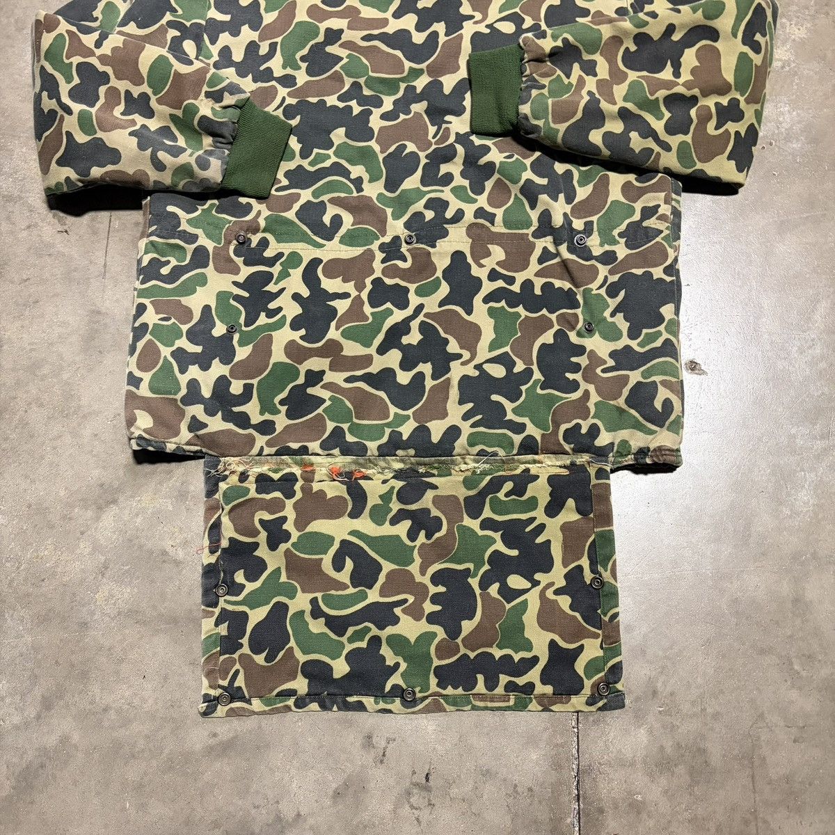 Vintage Vintage 80s Duck Camo Chore Jacket Hunting Outdoor Utility Size US L / EU 52-54 / 3 - 9 Thumbnail