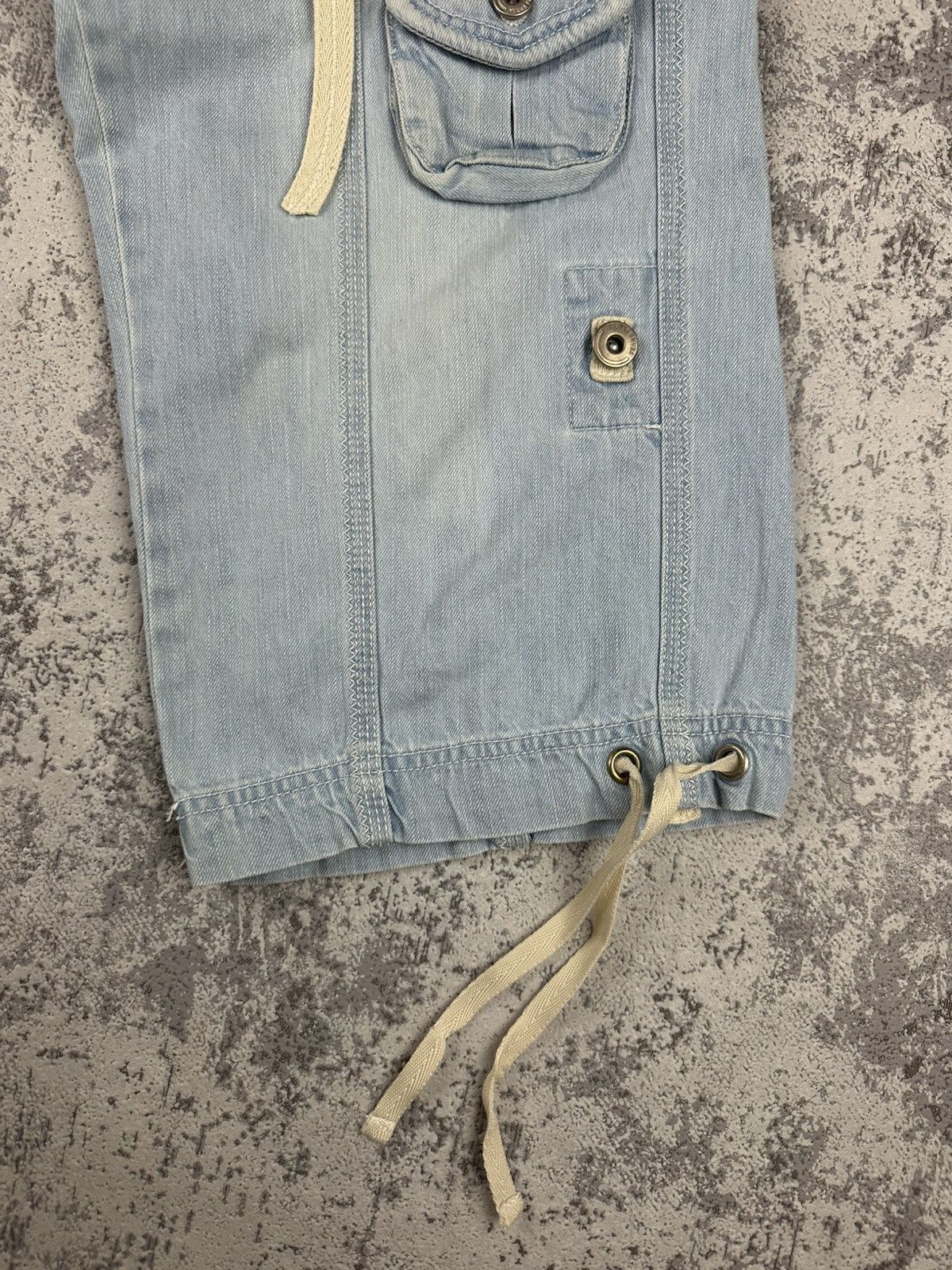 Vintage Cubus Summer Y2K Light Wash Cargo Shorts Size 25" / US 0 / IT 36 - 3 Thumbnail