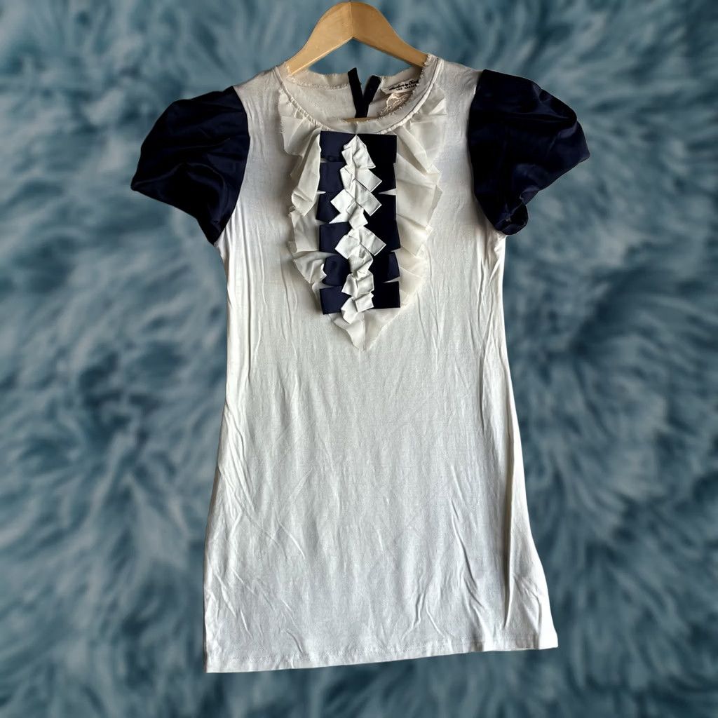 Vintage Twelve by Twelve Cream Blue Top Small Short Sleeve Heart Ruffle T-Shirt Women Size S / US 4 / IT 40 - 1 Thumbnail