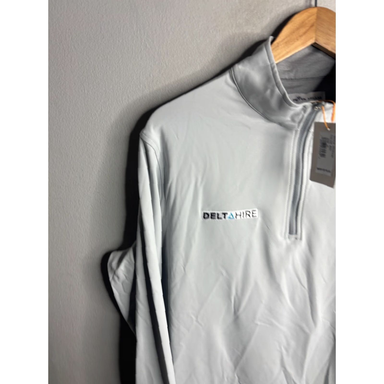 Peter Millar Peter Millar Pullover Mens M White 1/4 Zip Golf Delta Hire Logo Layer Size US M / EU 48-50 / 2 - 2 Thumbnail