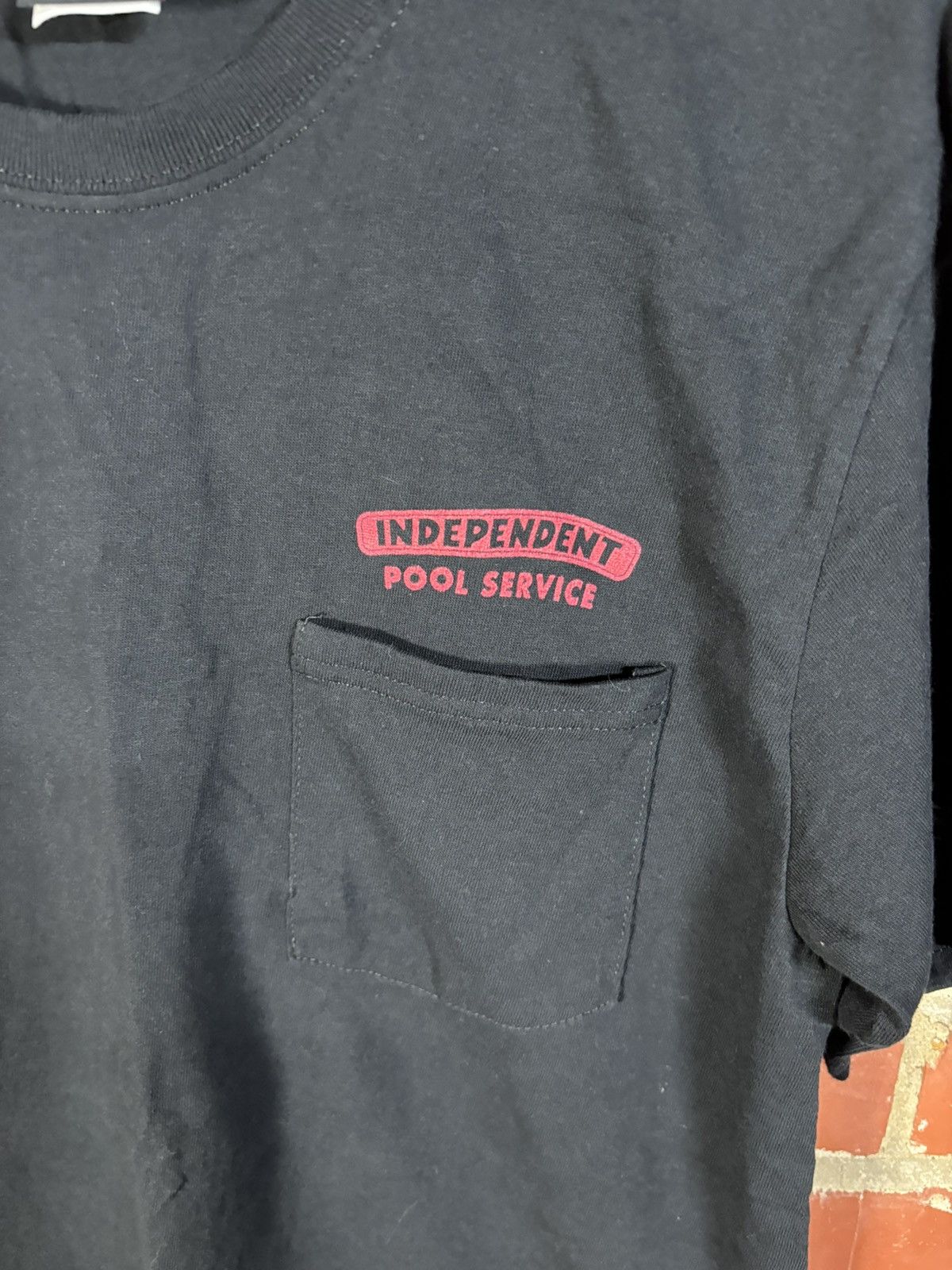 Independent Truck Co. Independent Skateboard Pool Services Shirt Size Medium Size US M / EU 48-50 / 2 - 3 Thumbnail