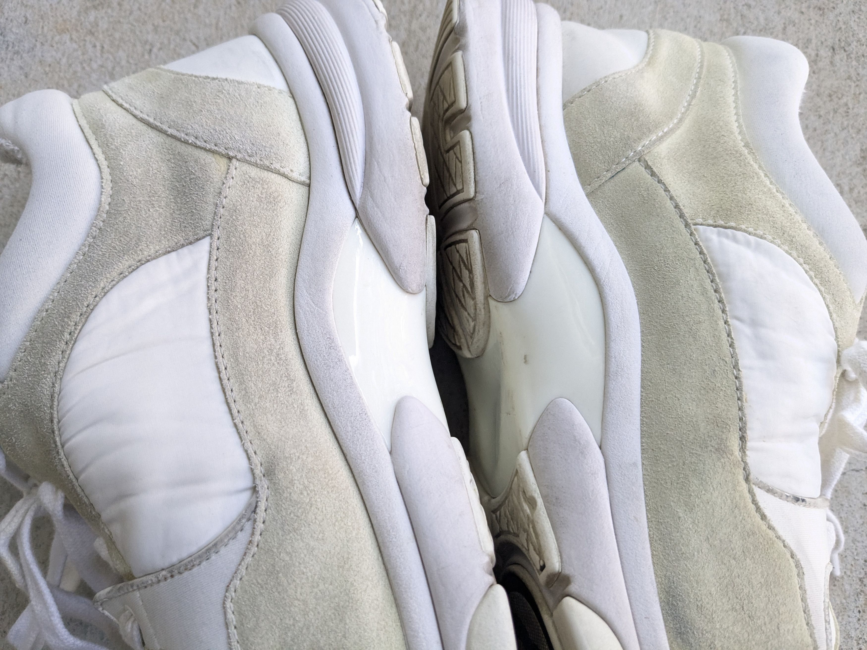 Chanel Chanel CC Logo Runners Sneakers White Cream 9 42 Suede Size US 9 / EU 42 - 11 Thumbnail