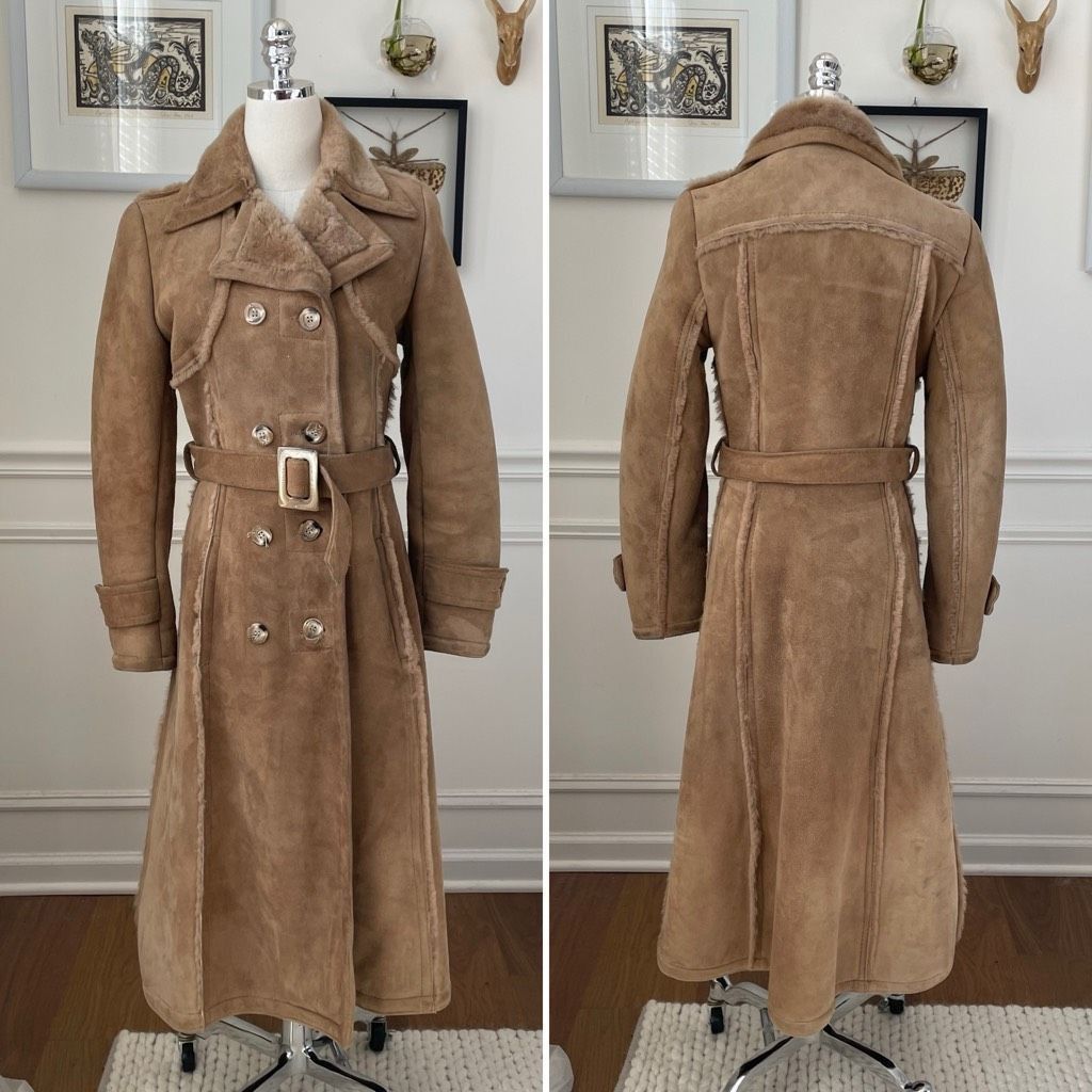 Vintage good 70s Brown Suede Trench Coat