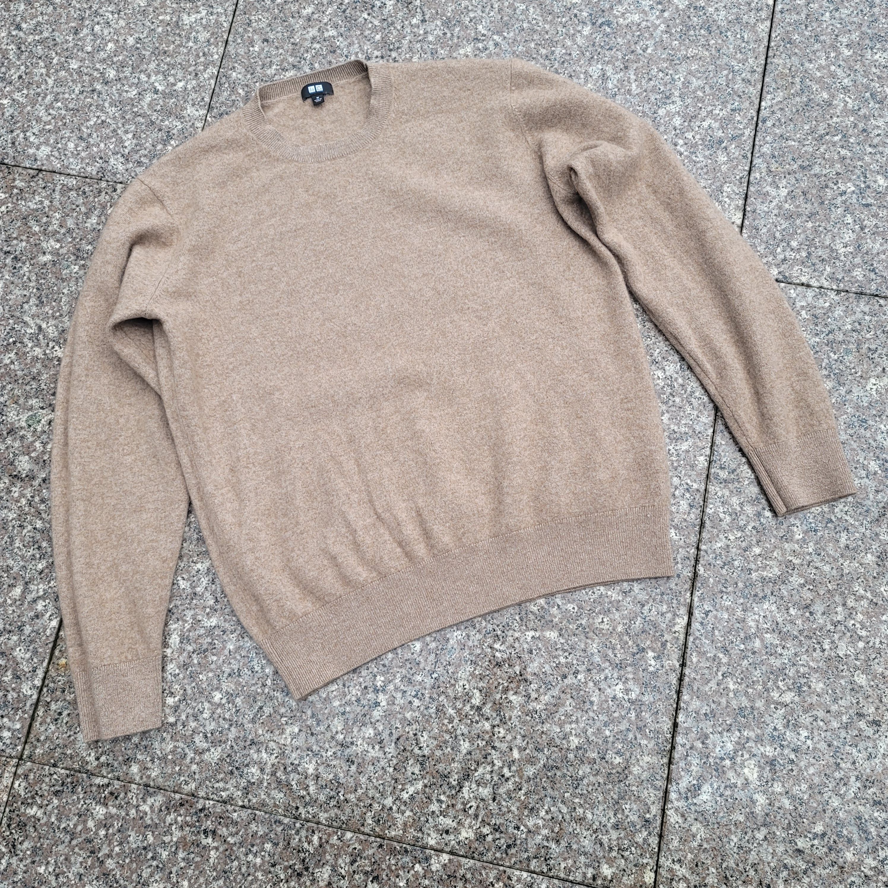 Uniqlo Uniqlo cashmere sweater Size M / US 6-8 / IT 42-44 - 4 Thumbnail