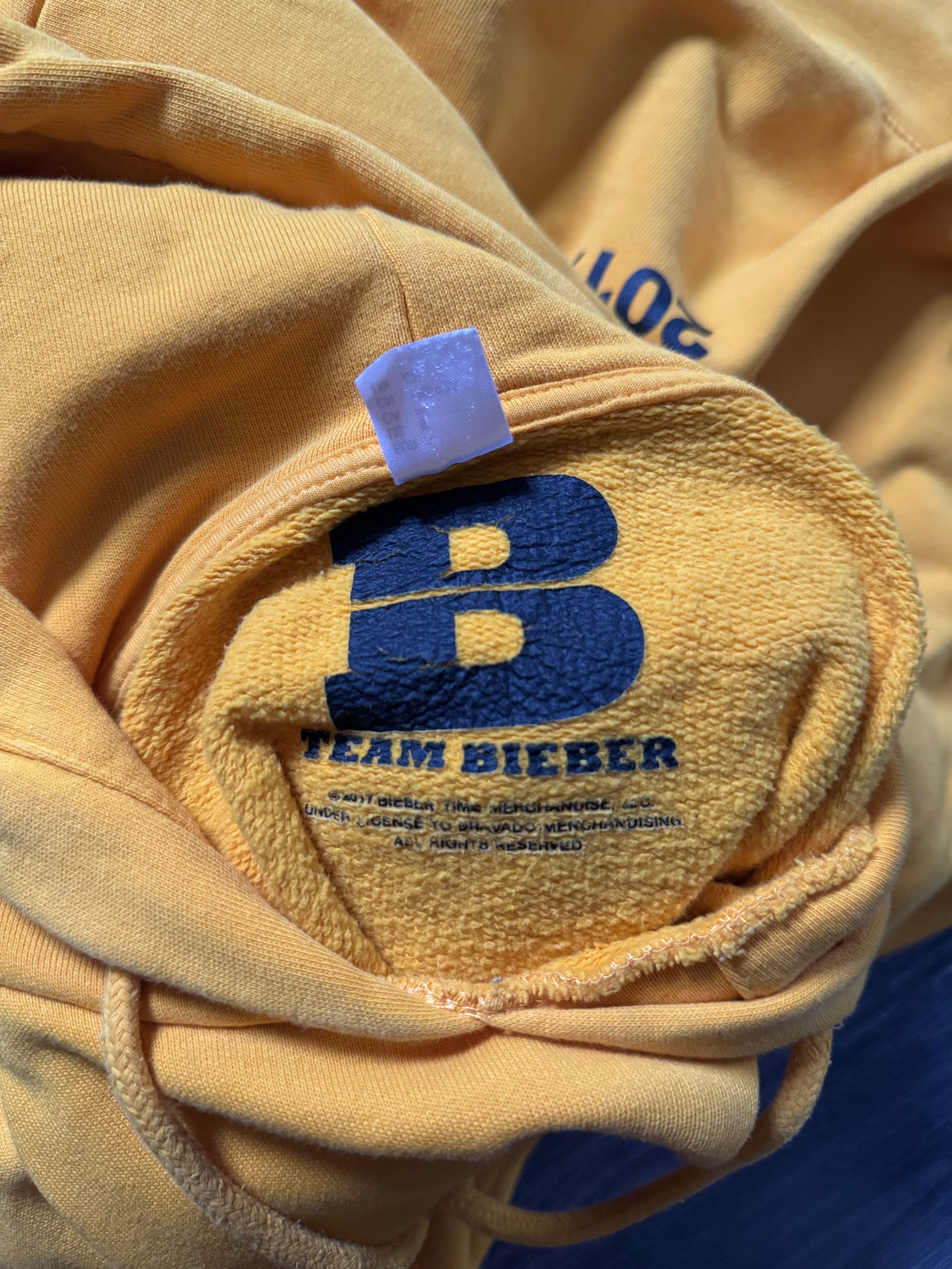 Justin Bieber Justin Bieber H&M Stadium Purpose Tour Yellow Hoodie Size US L / EU 52-54 / 3 - 7 Thumbnail