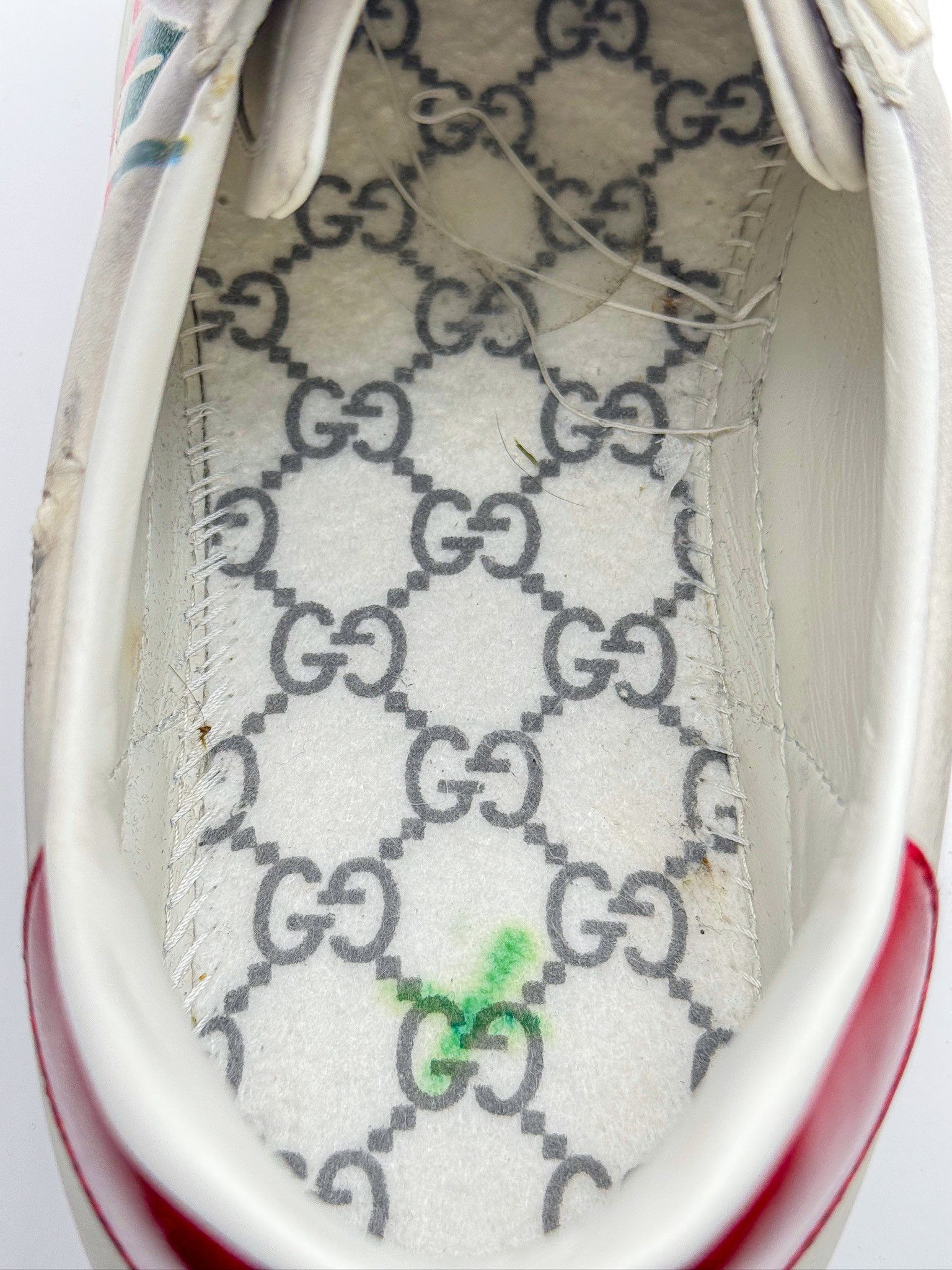 Gucci Gucci Ace Graffiti Logo Distressed White-Beige Leather Size US 10 / EU 43 - 14 Thumbnail