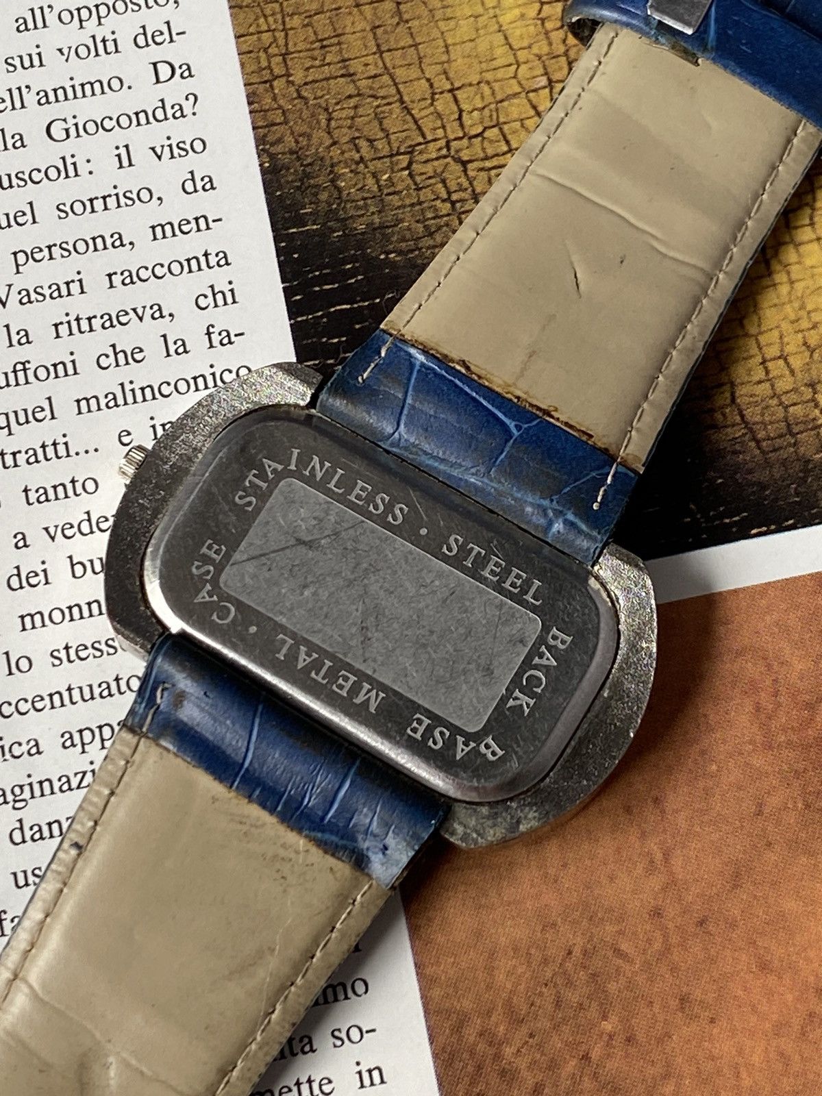 Japanese Brand × Jewelry × Vintage Elegant Oval Watch with Blue Strap - Stylish Timepiece Size ONE SIZE - 8 Thumbnail