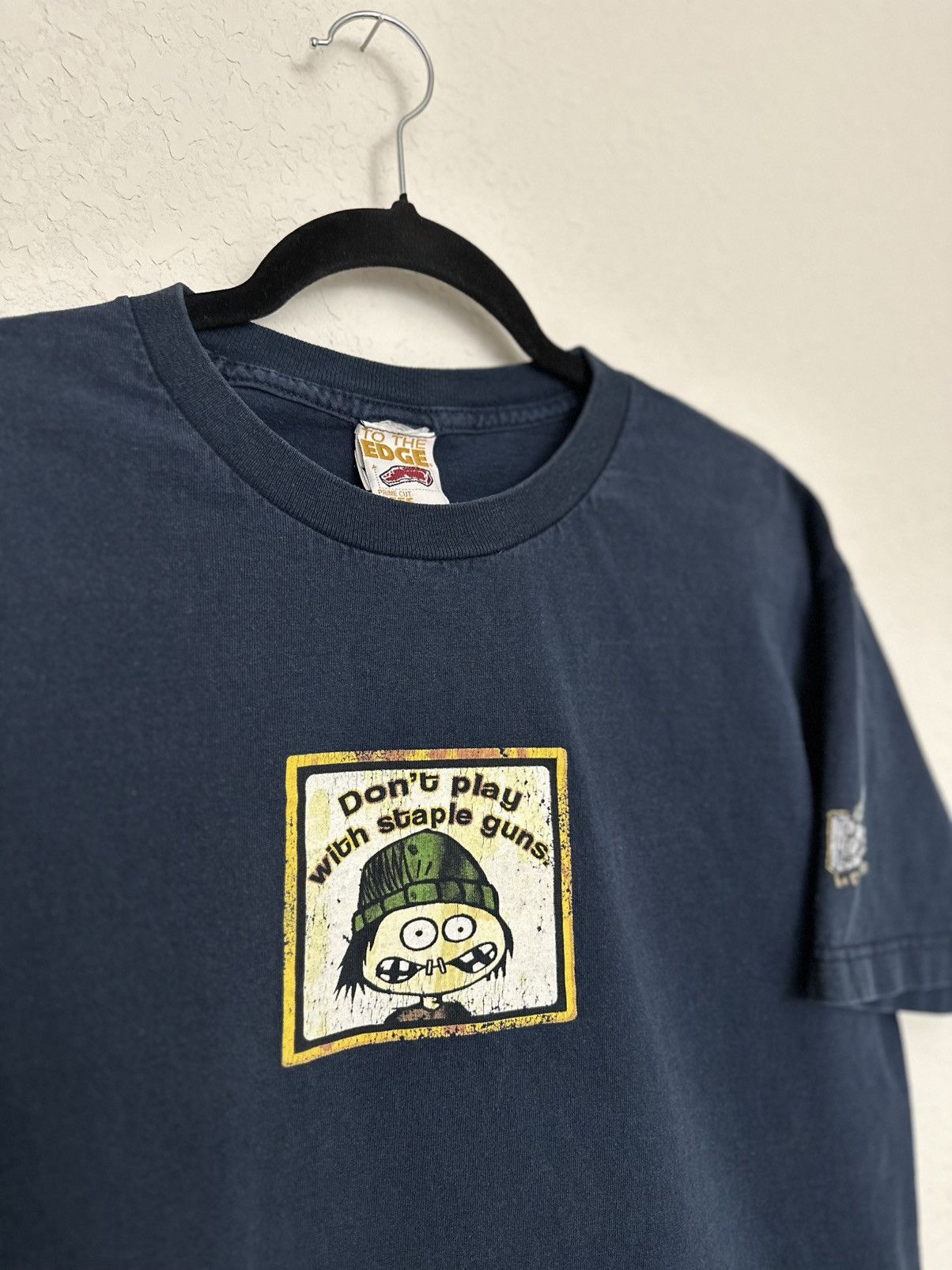 Vintage Vintage To the Edge Prime Cut Tees Dont Play w Staple Guns Size US L / EU 52-54 / 3 - 3 Thumbnail