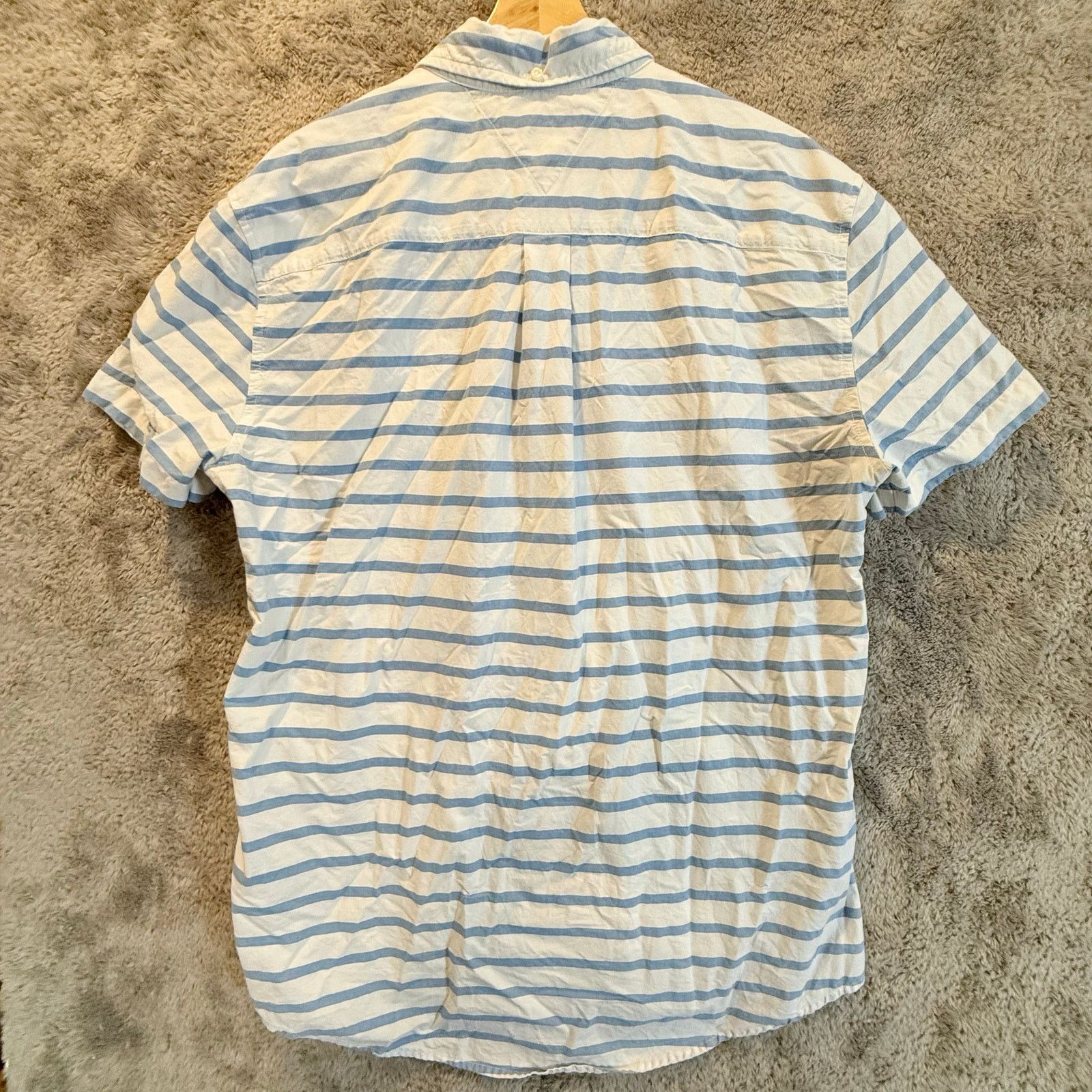 Tommy Hilfiger Tommy Hilfiger Horizontal Stripe White Blue Shirt XL Size US XL / EU 56 / 4 - 2 Thumbnail