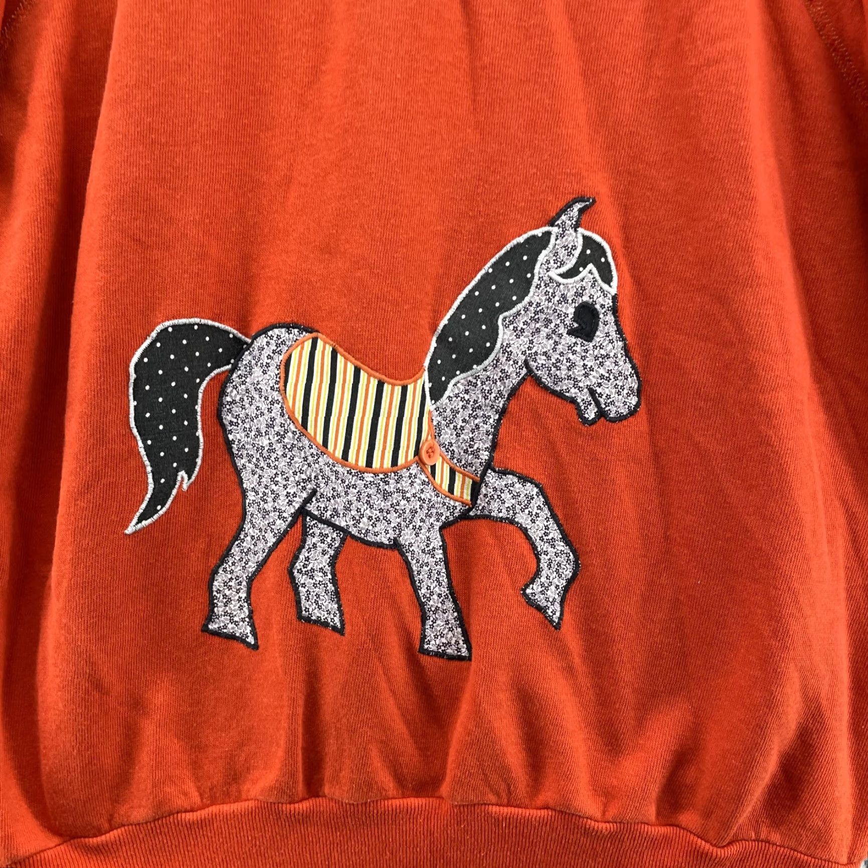 Vintage VINTAGE Wolf & Sons Sweatshirt Large Orange Peter Collar Preppy Travel Academia Mens Size US L / EU 52-54 / 3 - 2 Thumbnail