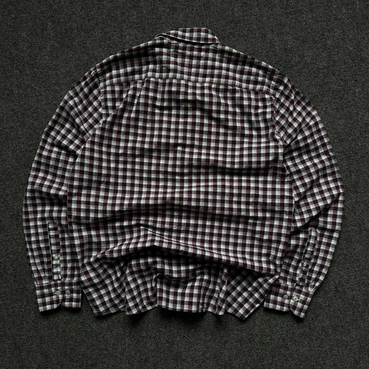 Tommy Hilfiger Luxury Tommy Hilfiger Checked Shirt Button Up Size L Regular Size US L / EU 52-54 / 3 - 6 Thumbnail