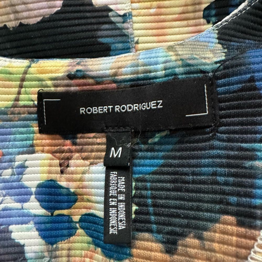 Robert Rodriguez Robert Rodriguez Sleeveless Abstract Floral Textured Blouse Size M / US 6-8 / IT 42-44 - 4 Thumbnail