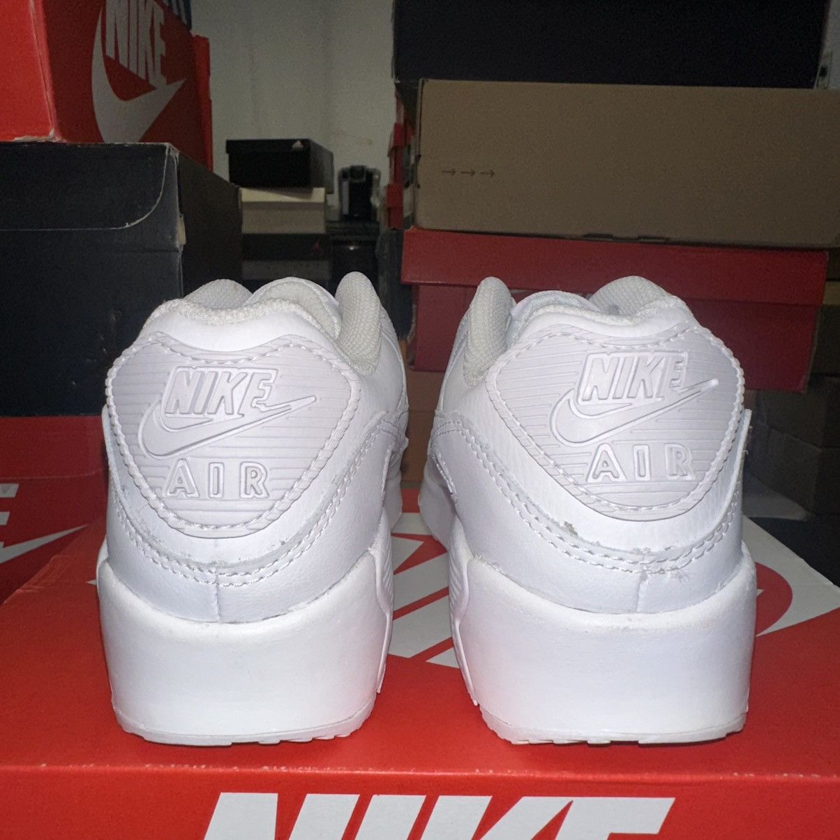 Nike Size 4Y (5.5W) -Nike Air Max 90 (GS) Triple White CD6864-100 Size US 5.5 / IT 35.5 - 4 Thumbnail