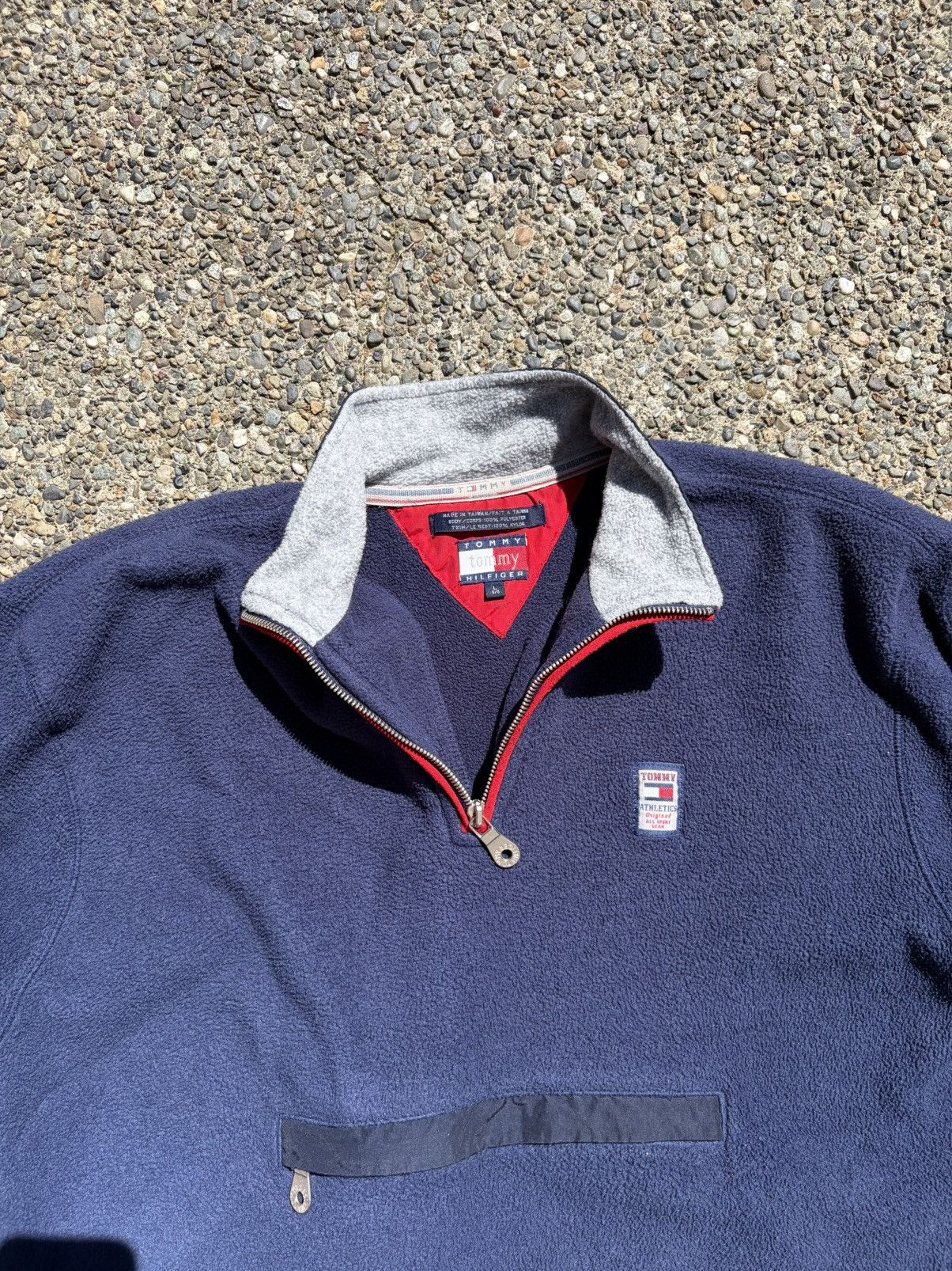 Tommy Hilfiger Vintage Tommy Hilfiger Athletics Size US L / EU 52-54 / 3 - 3 Thumbnail
