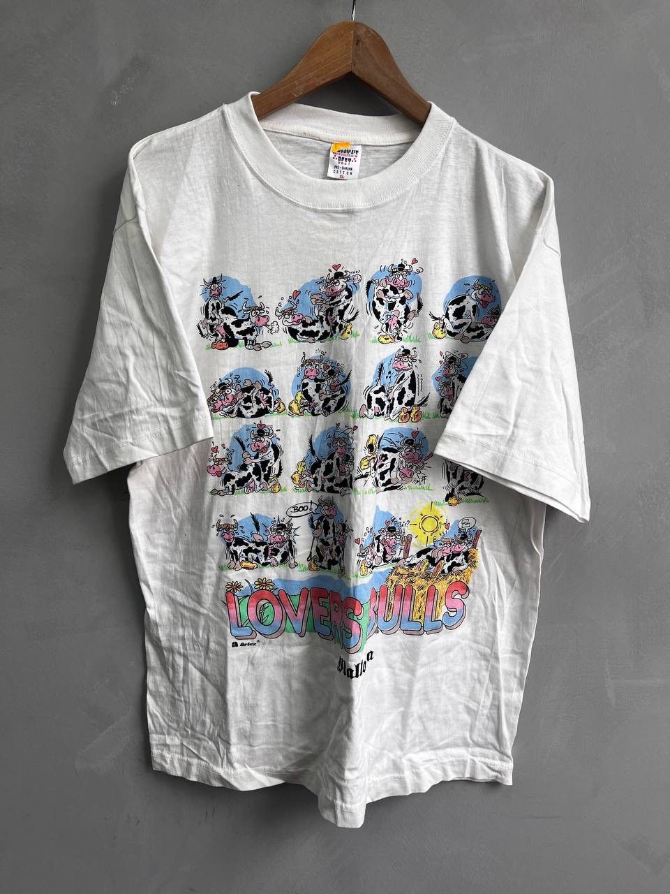 Other VINTAGE 90s lovers bulls camasutra funky tee t shirt Size US XL / EU 56 / 4 - 1 Thumbnail