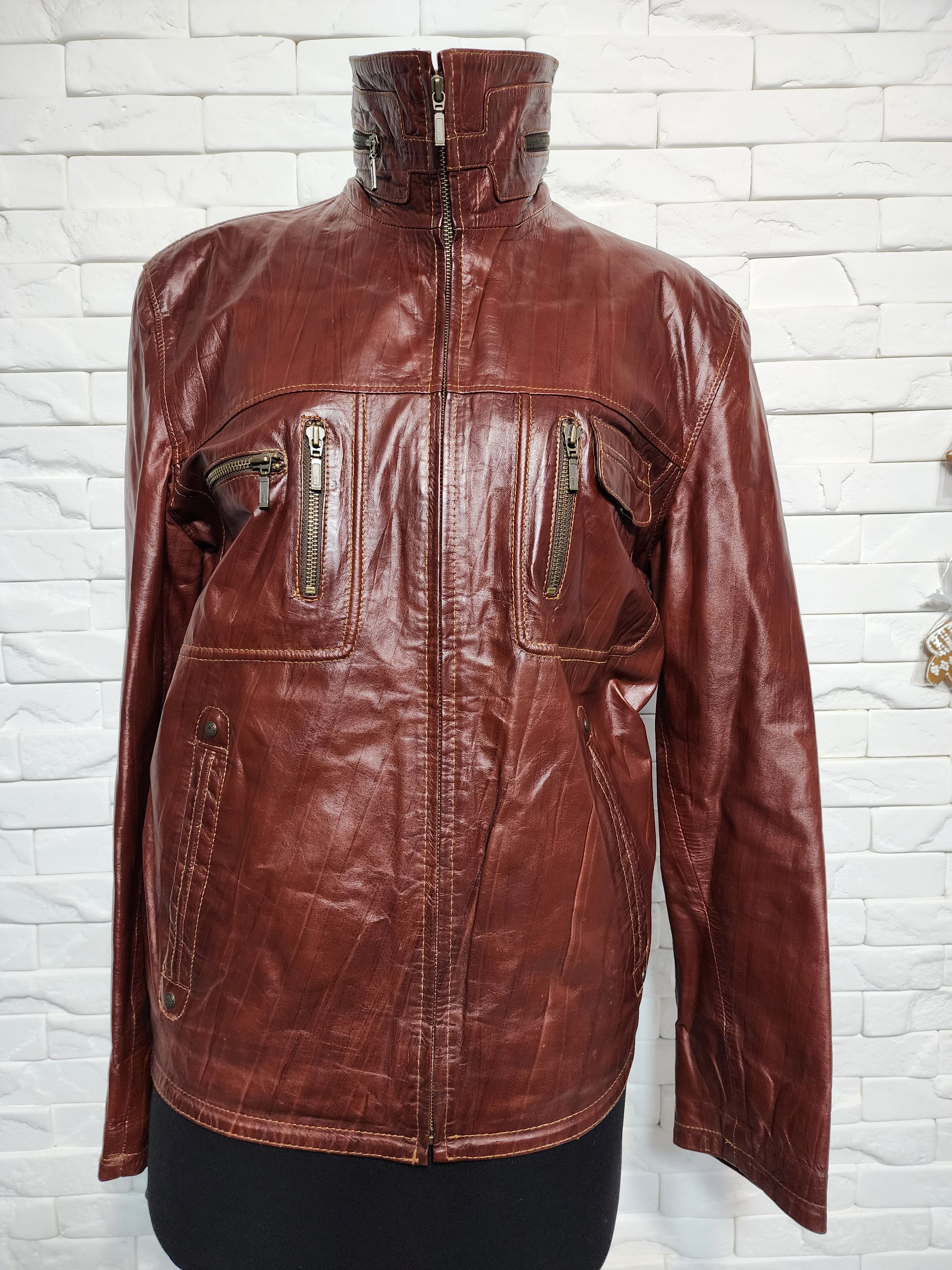 Uniqlo Men's Brown Genuine Leather Jacket: Size US M / EU 48-50 / 2 - 1 Thumbnail