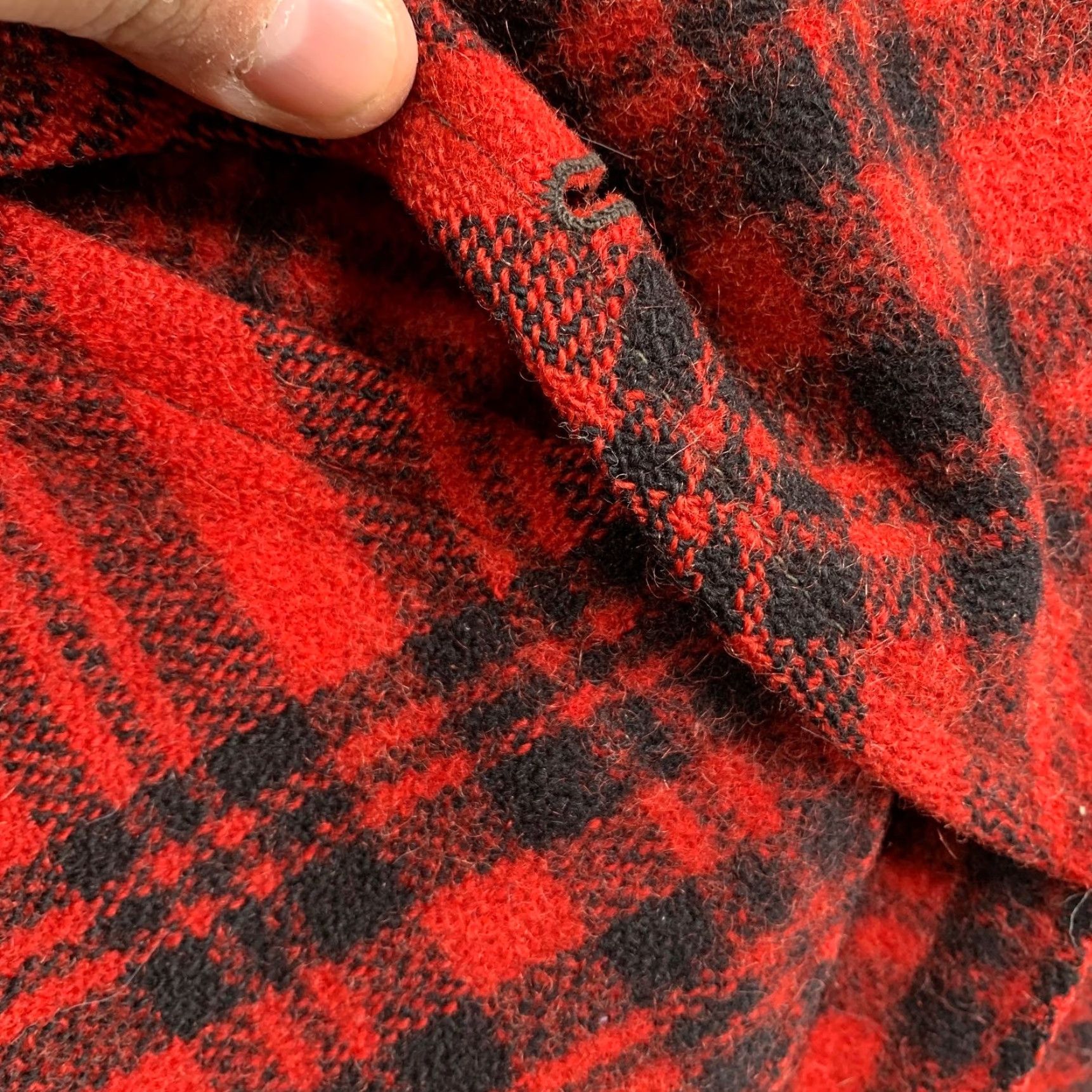 Vintage VINTAGE Hercules Wool Jacket Mens M Red Buffalo Plaid Hunting Western 60s 50s Bomber Jacket Wool Pattern Modern Size US M / EU 48-50 / 2 - 7 Thumbnail