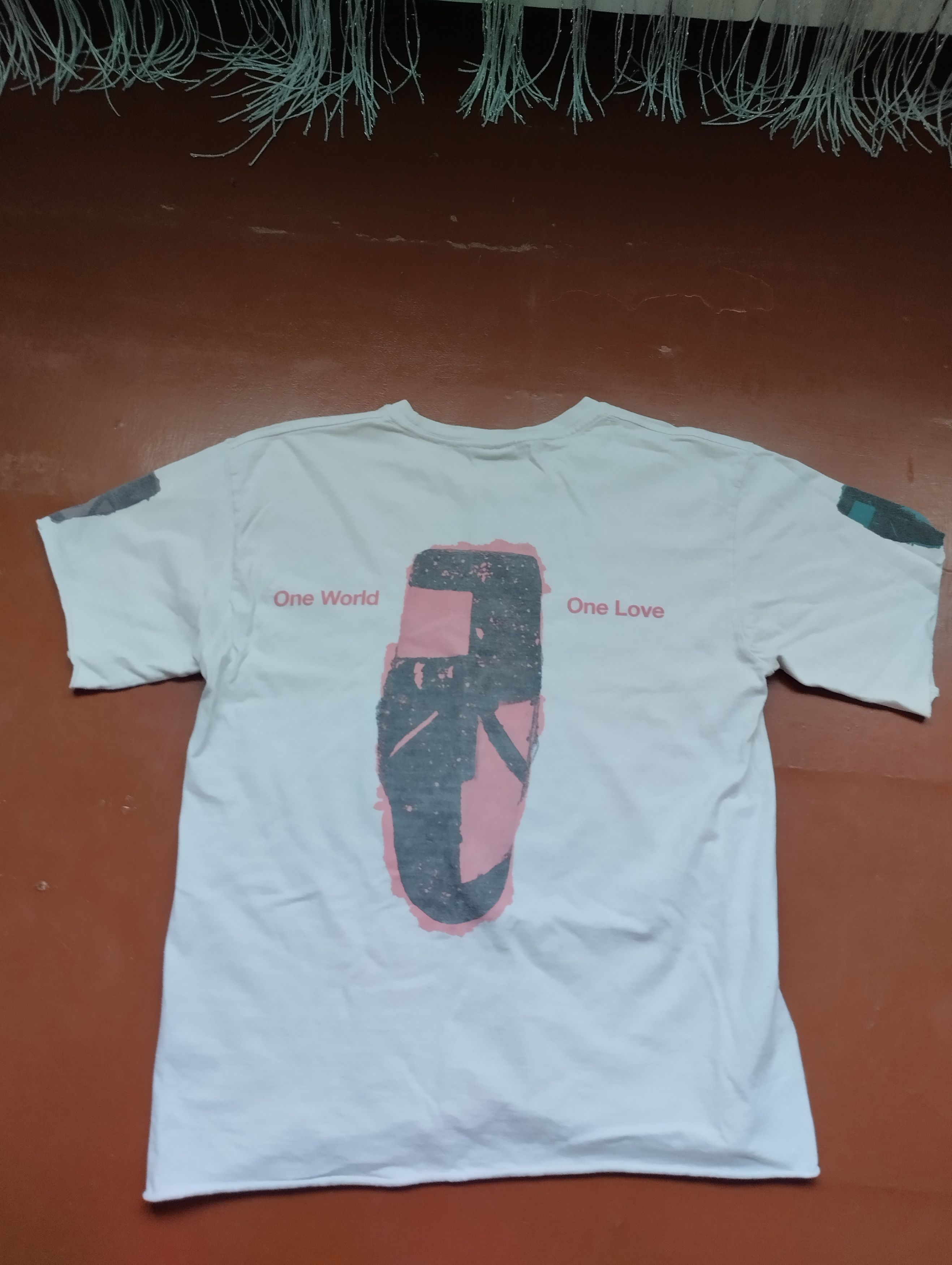 Stussy × Vintage Vintage Y2K Distressed Stussy T-Shirt Size US L / EU 52-54 / 3 - 2 Thumbnail