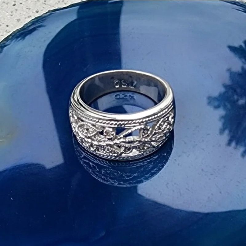 Designer RSC Silver Filigree Vine Floral Crystal Openwork Dome Ring Size ONE SIZE - 3 Thumbnail