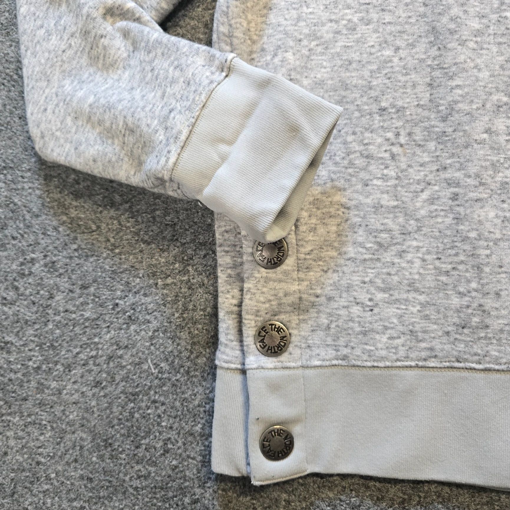 The North Face The North Face Sweater Womens Size Medium Gray Crew Neck Sweatshirt Buttons Casual Size M / US 6-8 / IT 42-44 - 4 Thumbnail